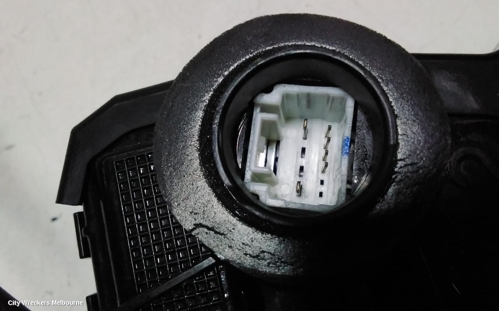 TOYOTA CAMRY DOOR/BOOT/GATE LOCK, RIGHT FRONT DOOR LOCK, ASV50/AVV50, 12/2011 - 10/2017