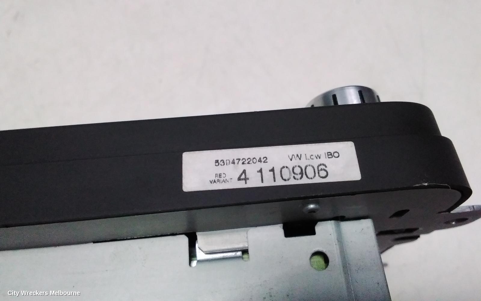 VOLKSWAGEN JETTA RADIO/CD/DVD/SAT/TV, DISPLAY & HEAD UNIT, (RCD310), 1B, 02/2011 - 06/2015