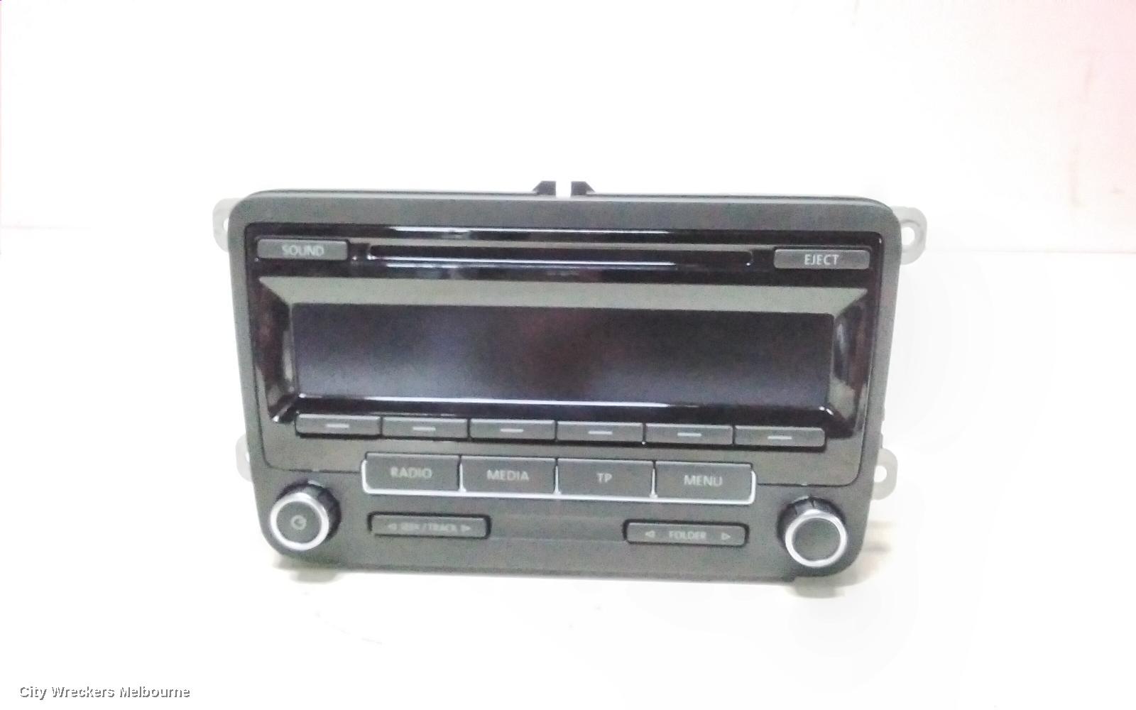 VOLKSWAGEN JETTA RADIO/CD/DVD/SAT/TV, DISPLAY & HEAD UNIT, (RCD310), 1B, 02/2011 - 06/2015