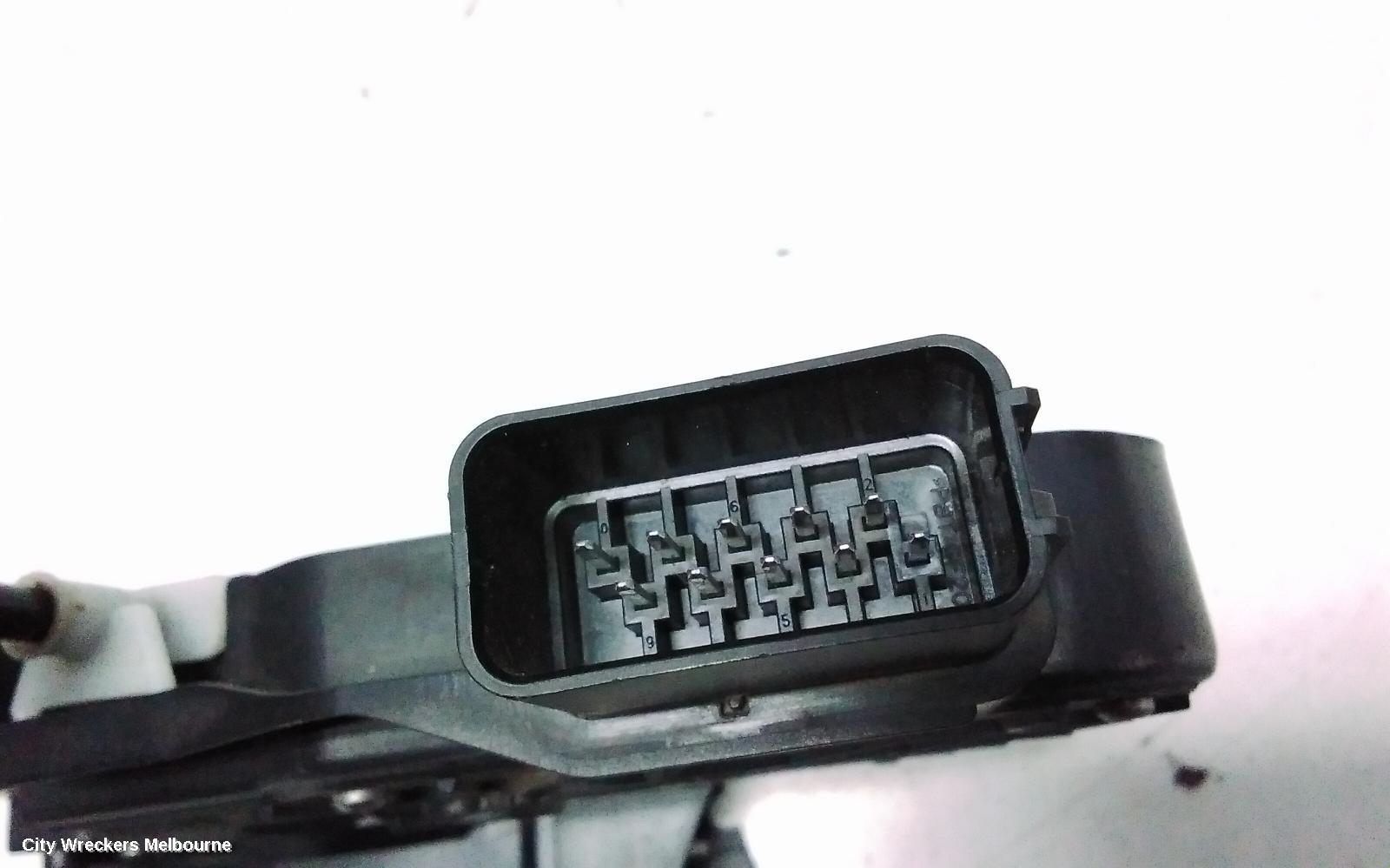 LAND ROVER RANGEROVER EVOQUE DOOR/BOOT/GATE LOCK, RIGHT REAR DOOR LOCK, L538, W/ KEYLESS ENTRY & START TYPE (TWO WIRE PLUG), 11/2011 - 01/2019
