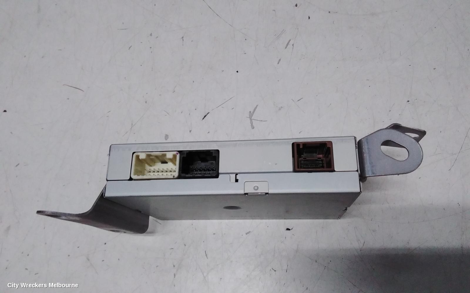 LEXUS IS250/IS250C, GSE20R, MISC SWITCH, 11/2005 - 12/2014, 861A0-53030 MULTIMEDIA INTERFACE MODULE UNIT  : 118838