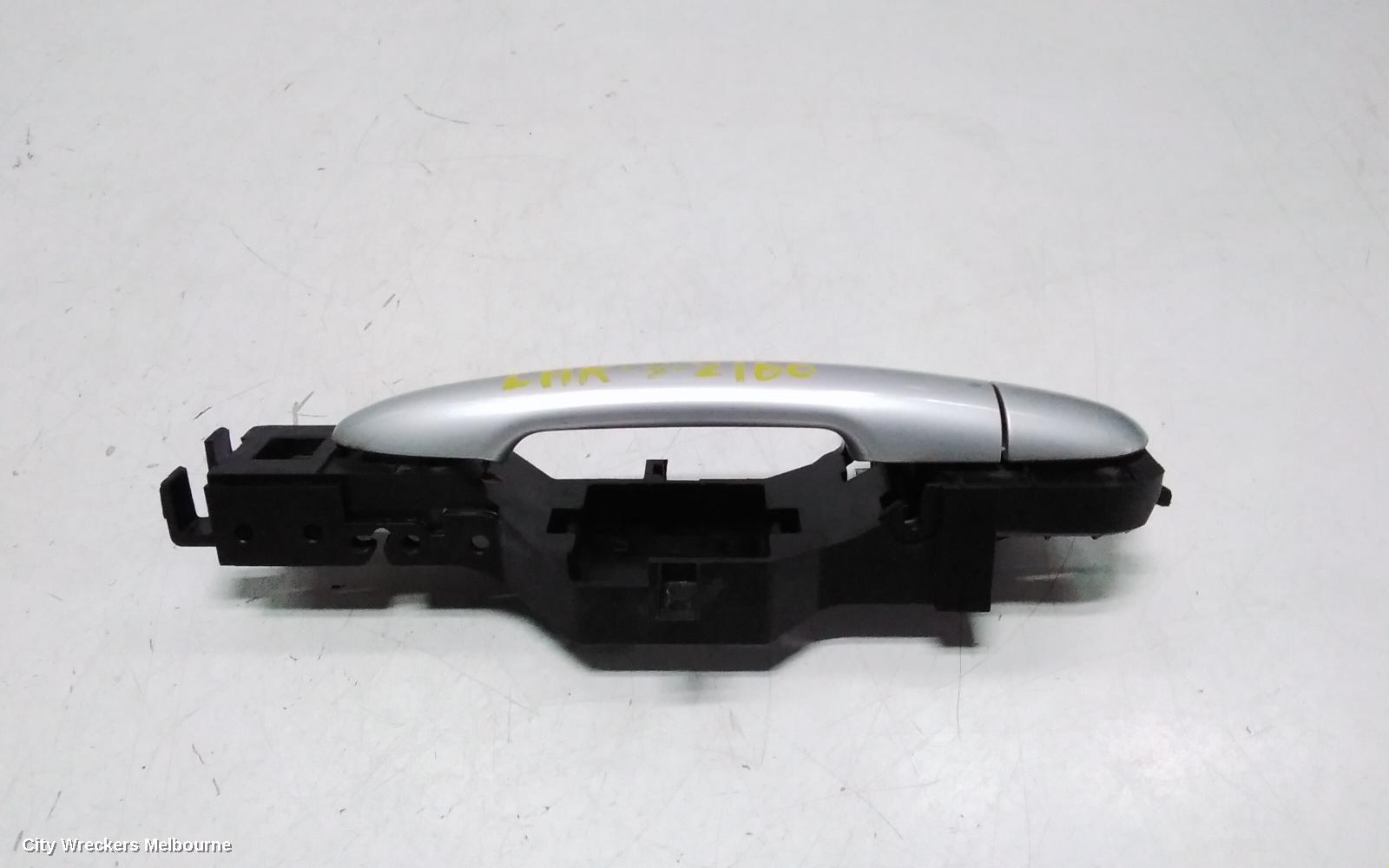 RENAULT KALEOS DOOR HANDLE, H45, OUTER, LH FRONT/REAR, 09/2008 - 10/2011