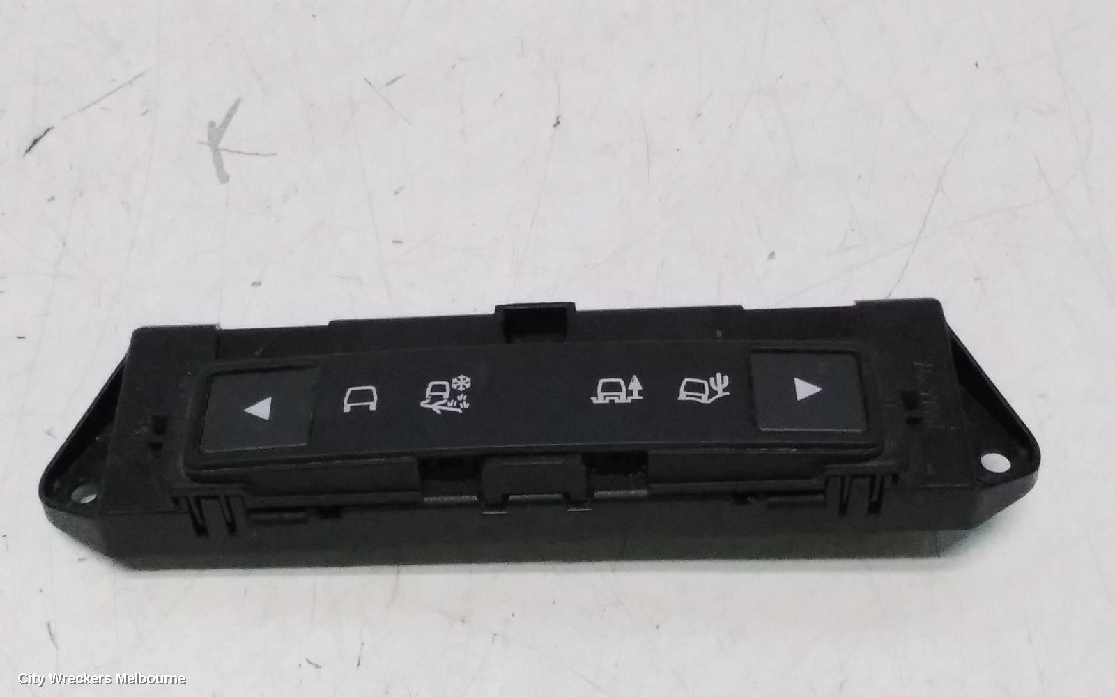 LAND ROVER RANGEROVER EVOQUE, L538, 11/2011 - 01/2019, BJ3214B596AC RANGE ROVER EVOQUE (L538) 2012 MULTIPLE SWITCH: 118907