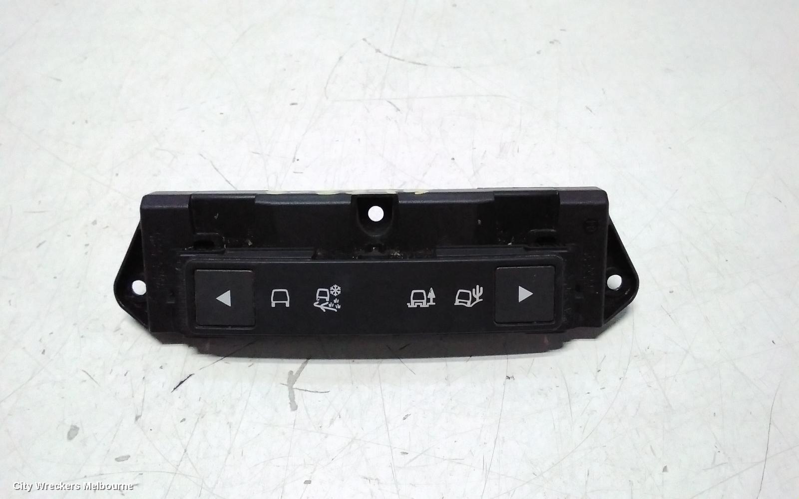 LAND ROVER RANGEROVER EVOQUE, L538, 11/2011 - 01/2019, BJ3214B596AC RANGE ROVER EVOQUE (L538) 2012 MULTIPLE SWITCH: 118907