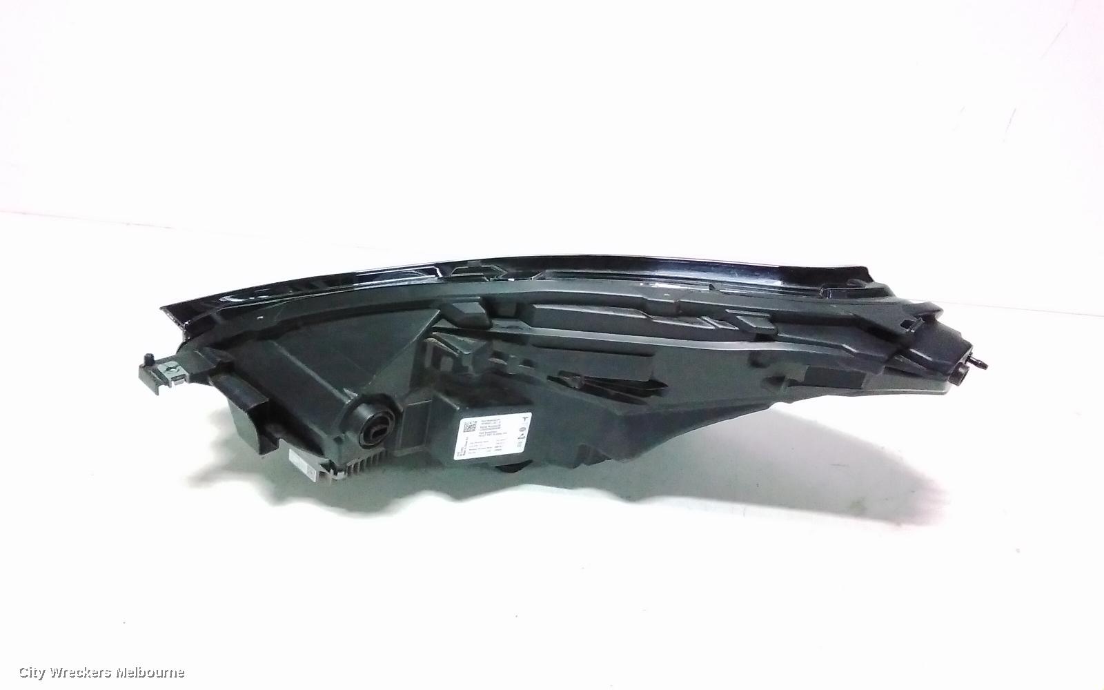 TESLA MODEL 3 RIGHT HEADLAMP, W/ LED TYPE, 1ST GEN, 09/2023 ONWARDS