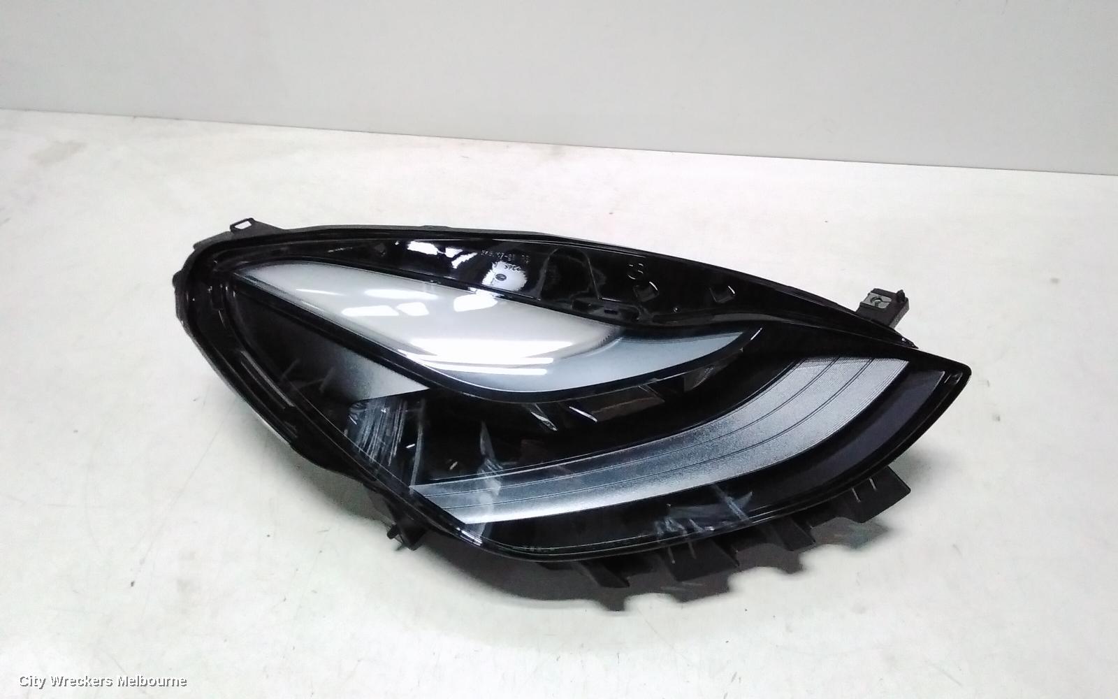 TESLA MODEL 3 RIGHT HEADLAMP, W/ LED TYPE, 1ST GEN, 09/2023 ONWARDS