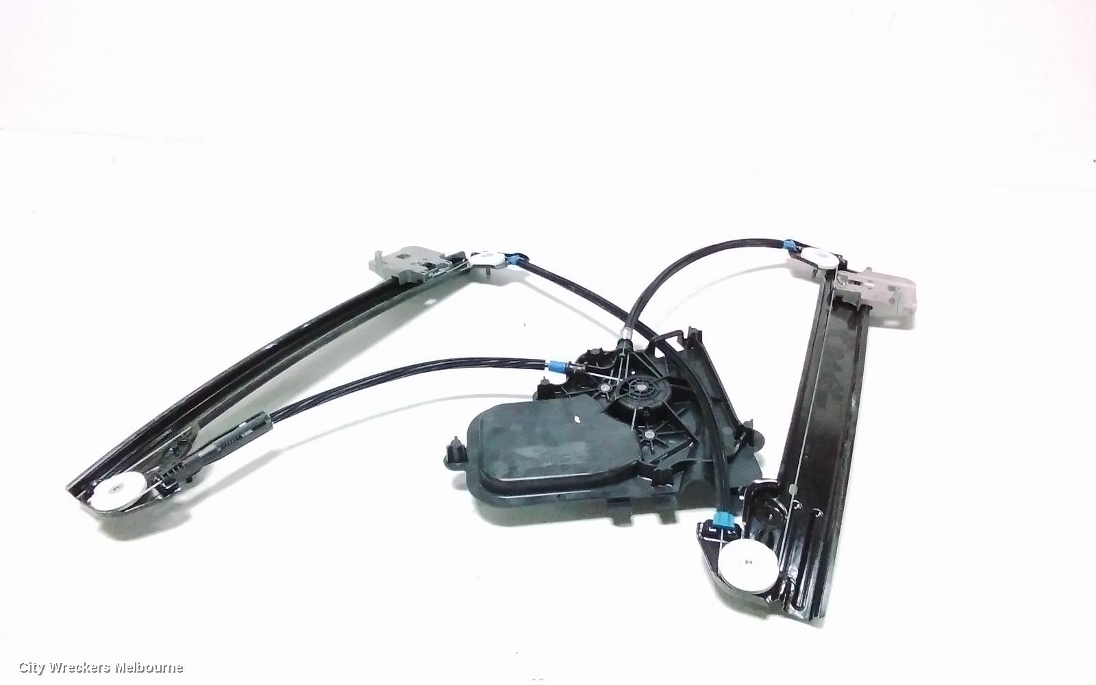TESLA MODEL 3 LEFT FRONT WINDOW REG/MOTOR, 1ST GEN, 06/2019 ONWARDS
