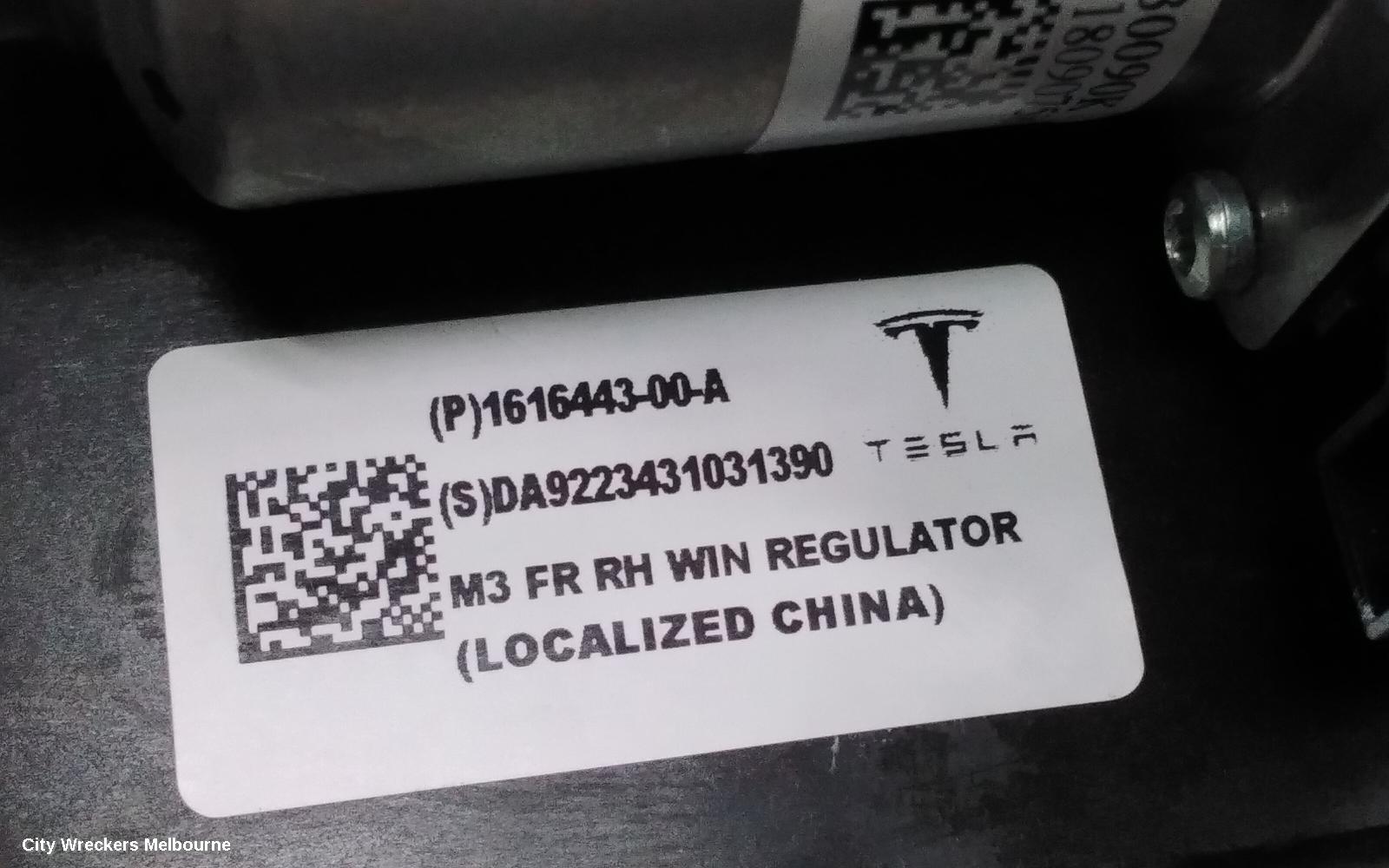 TESLA MODEL 3 RIGHT FRONT WINDOW REG/MOTOR, 1ST GEN, 06/2019 ONWARDS