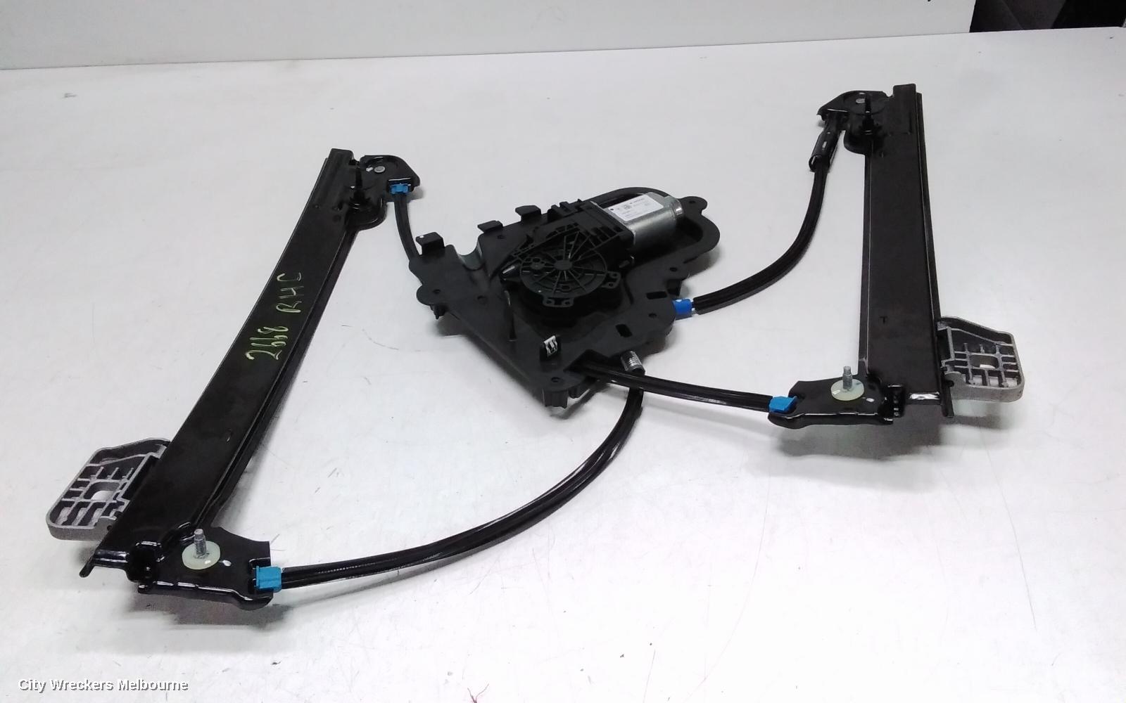TESLA MODEL 3 RIGHT FRONT WINDOW REG/MOTOR, 1ST GEN, 06/2019 ONWARDS