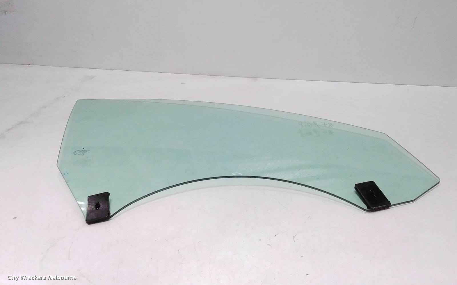 TESLA MODEL 3 RIGHT FRONT DOOR WINDOW, 1ST GEN, 06/2019 ONWARDS