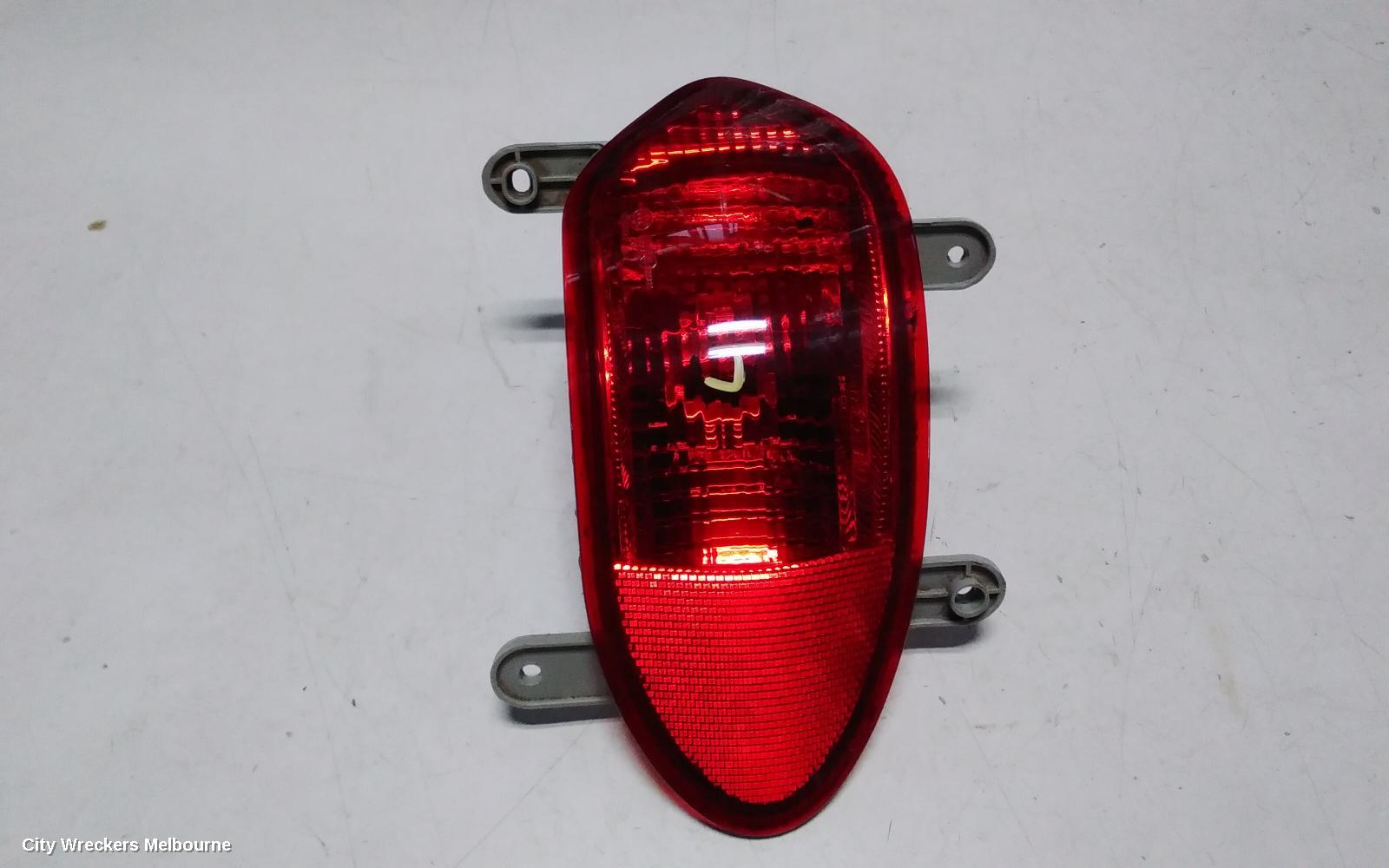 LDV G10 LEFT TAILLIGHT, SV7A/SV7C, WAGON/VAN, IN BUMPER FOG LAMP, TAILGATE TYPE, 04/2015 ONWARDS