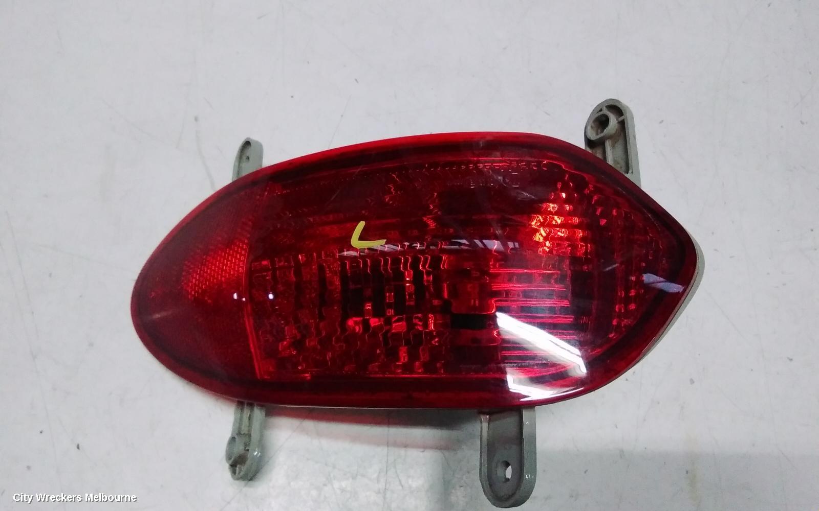 LDV G10 LEFT TAILLIGHT, SV7A/SV7C, WAGON/VAN, IN BUMPER FOG LAMP, TAILGATE TYPE, 04/2015 ONWARDS
