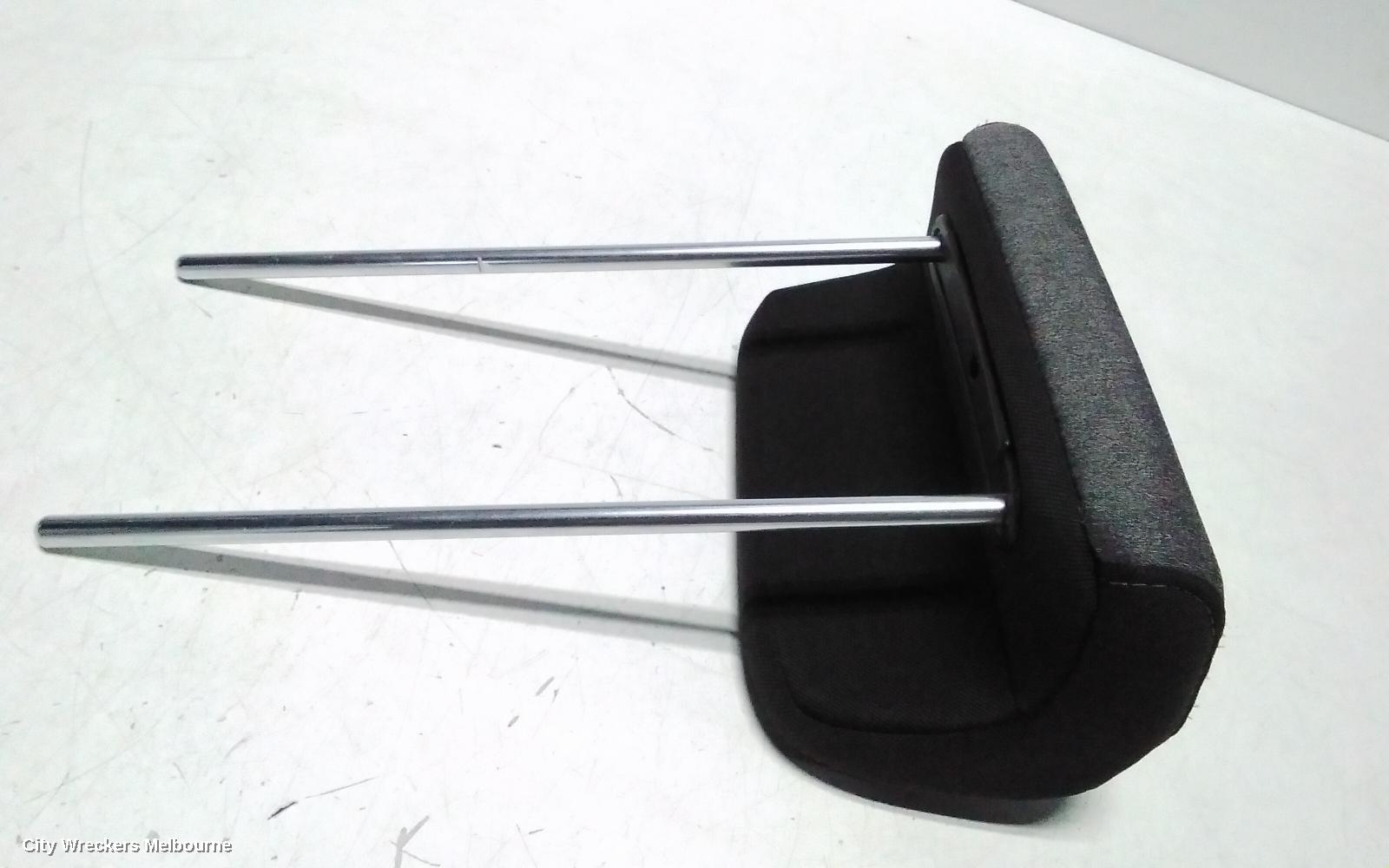 HYUNDAI SANTA FE HEADREST, LH REAR 2ND ROW, CLOTH, TM, 03/2018 ONWARDS