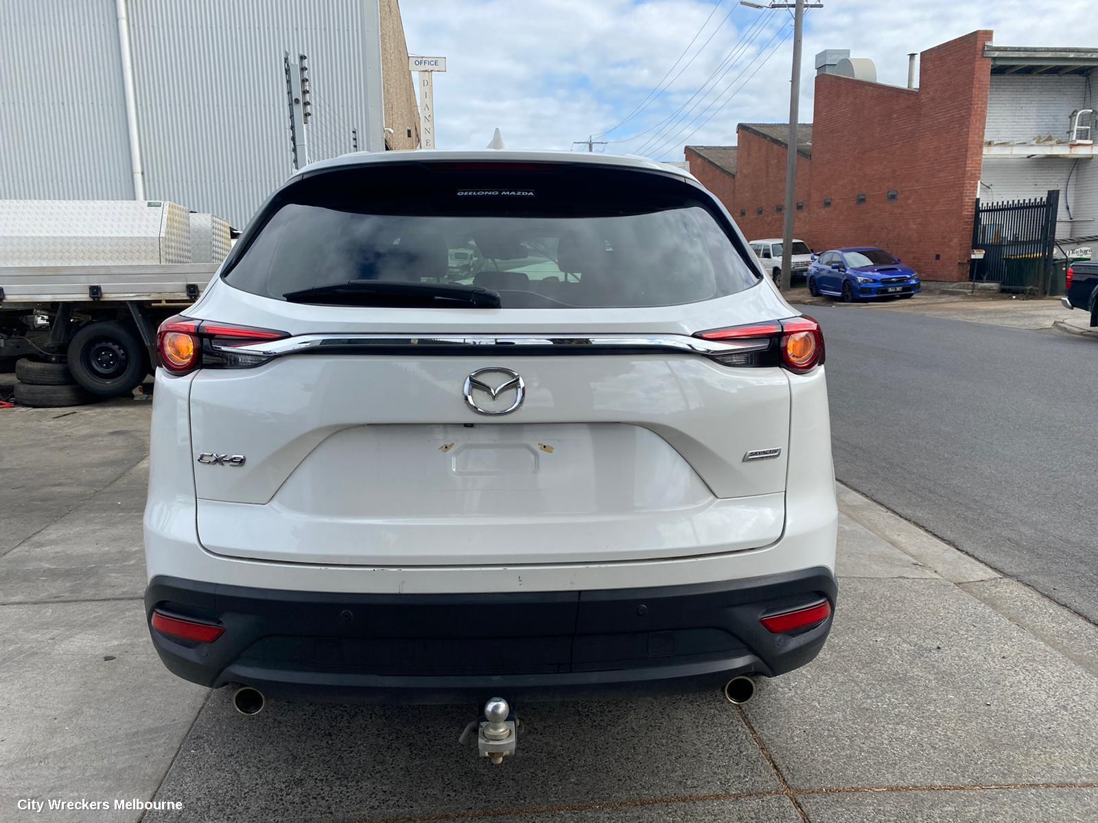 MAZDA CX9 RIGHT TAILLIGHT, TC, BUMPER REFLECTOR, 07/2016 ONWARDS