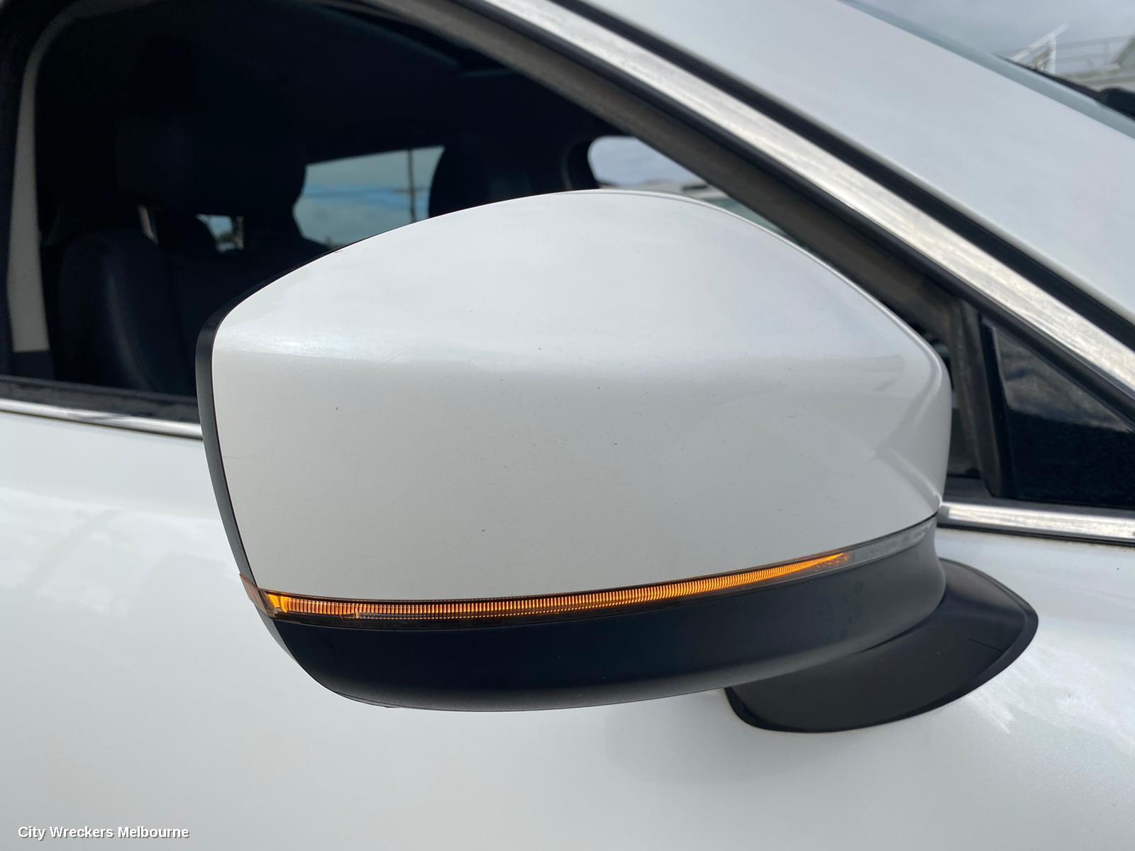 MAZDA CX9 RIGHT TAILLIGHT, TC, BUMPER REFLECTOR, 07/2016 ONWARDS