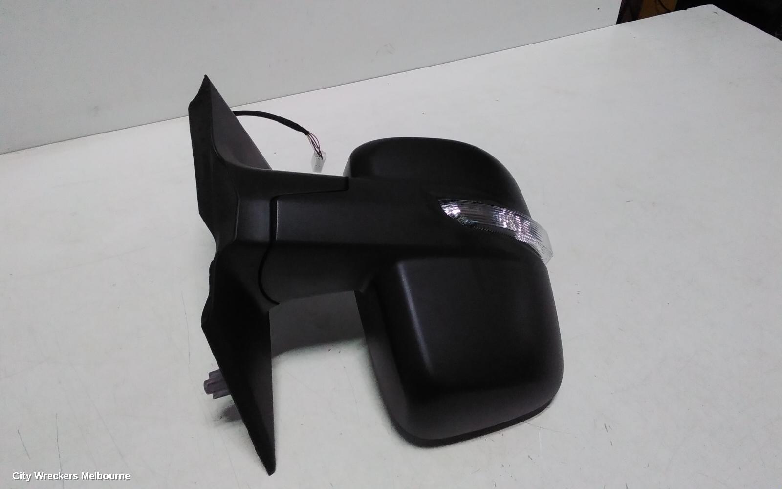 LDV DELIVER 9 RIGHT DOOR MIRROR, NON POWER FOLD, NON BLIND SPOT TYPE, BLACK, 07/2020 ONWARDS
