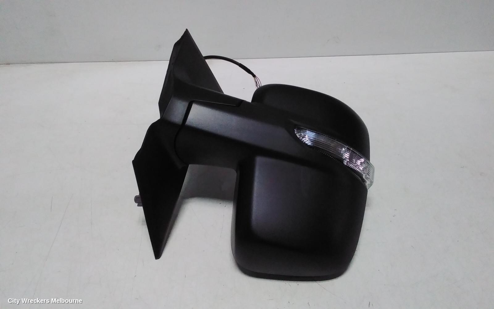 LDV DELIVER 9 RIGHT DOOR MIRROR, NON POWER FOLD, NON BLIND SPOT TYPE, BLACK, 07/2020 ONWARDS