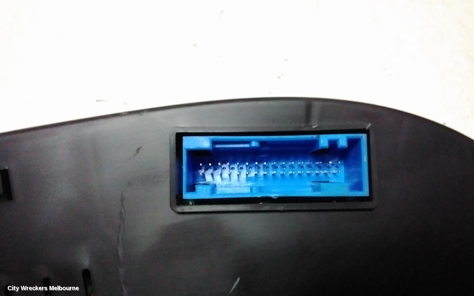 LDV DELIVER 9 INSTRUMENT CLUSTER, DISPLAY CLUSTER, AUTO T/M, 07/2020 ONWARDS