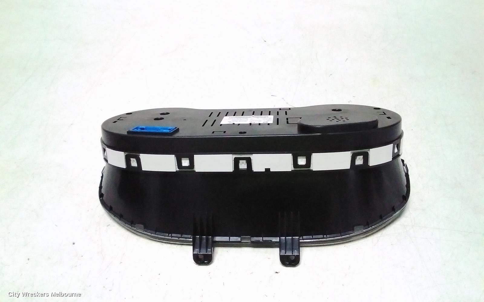 LDV DELIVER 9 INSTRUMENT CLUSTER, DISPLAY CLUSTER, AUTO T/M, 07/2020 ONWARDS