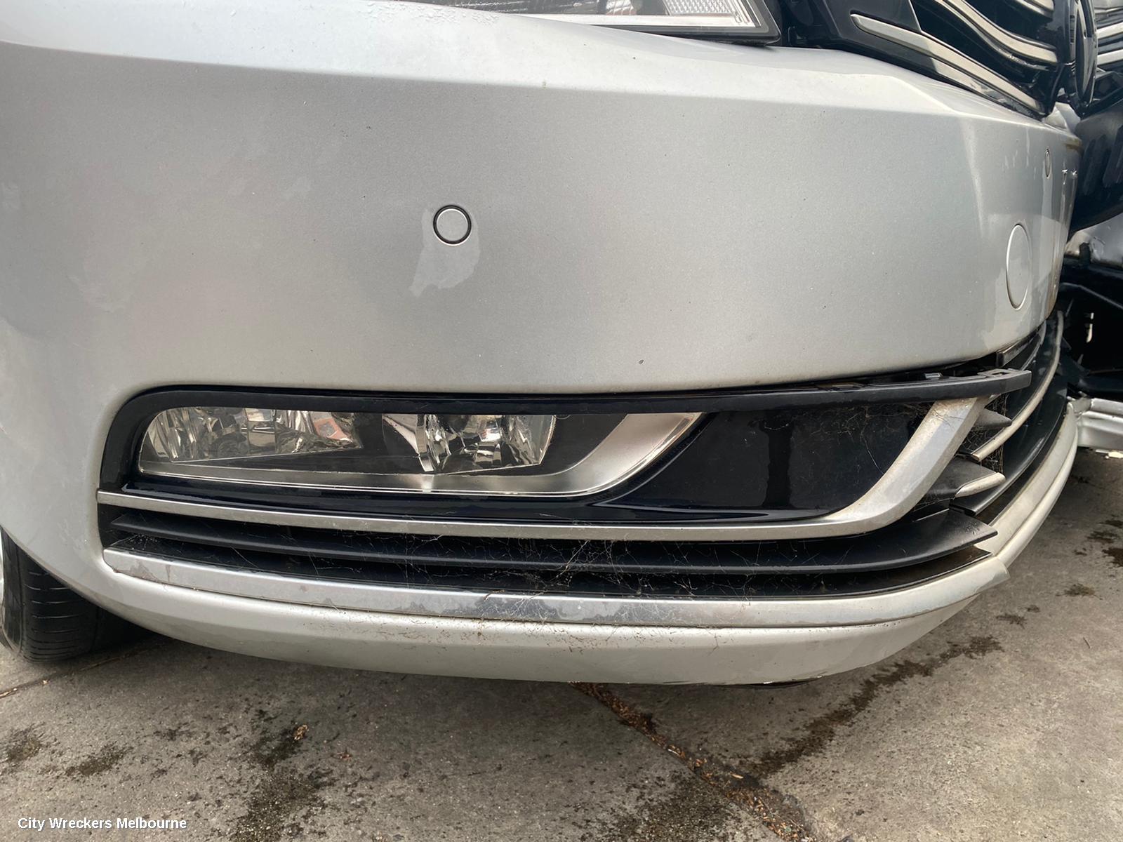 VOLKSWAGEN PASSAT LEFT TAILLIGHT, 3C/MK6 B7, SEDAN, NON LED TYPE, 09/2010 - 05/2015