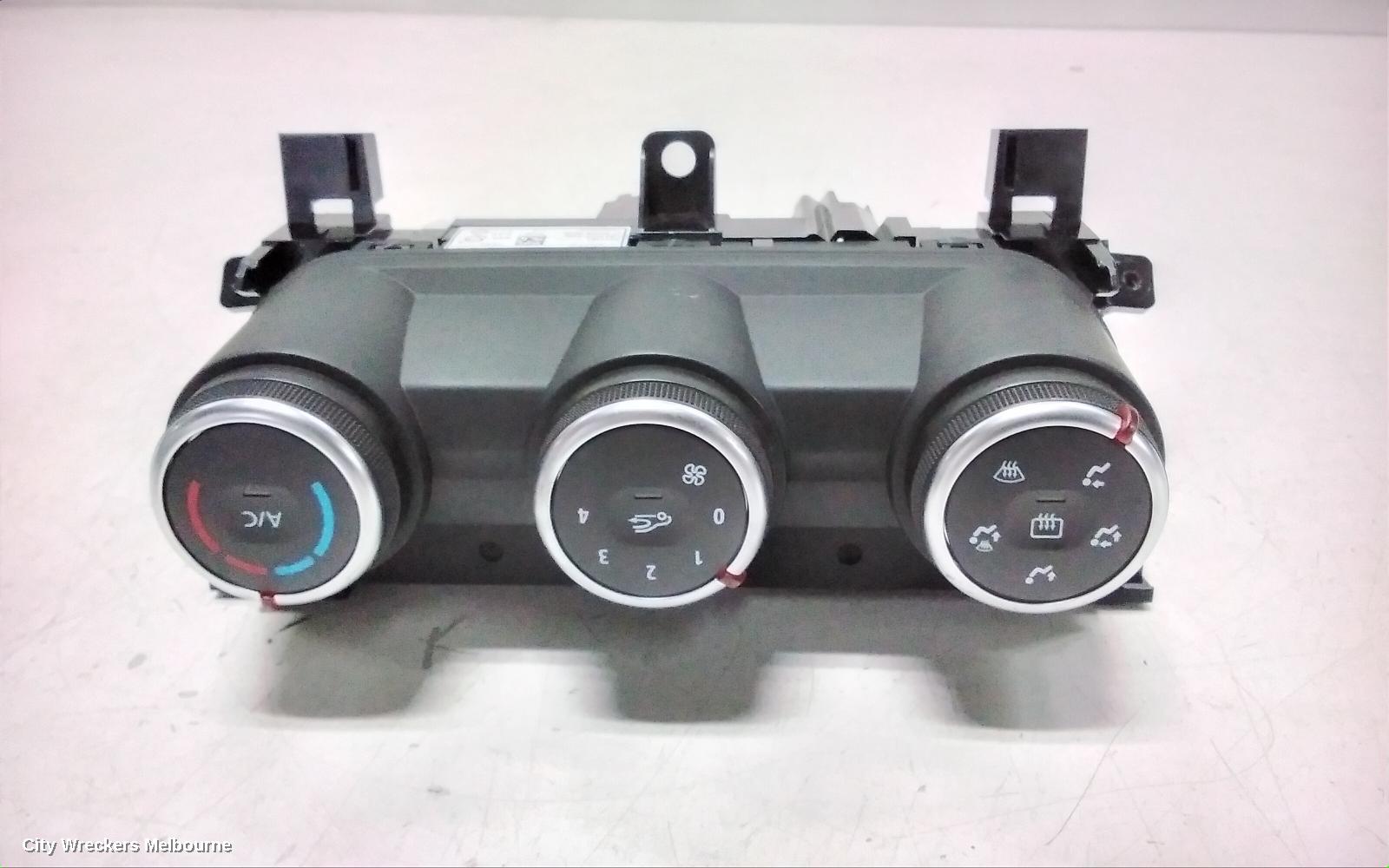 RENAULT TRAFIC HEATER/AC CONTROLS, NON CLIMATE CONTROL TYPE, X82, 01/2015 ONWARDS