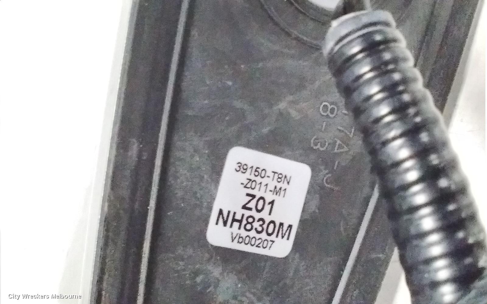 HONDA HRV ANTENNA, RU, 12/2014 - 10/2021
