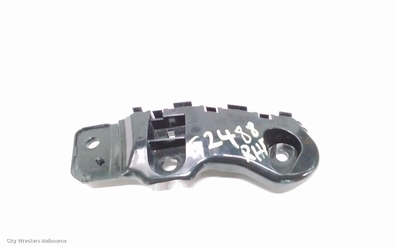 MAZDA CX5, KF, 02/2017 - 03/2026, RHF BAR BRAKET: 119367