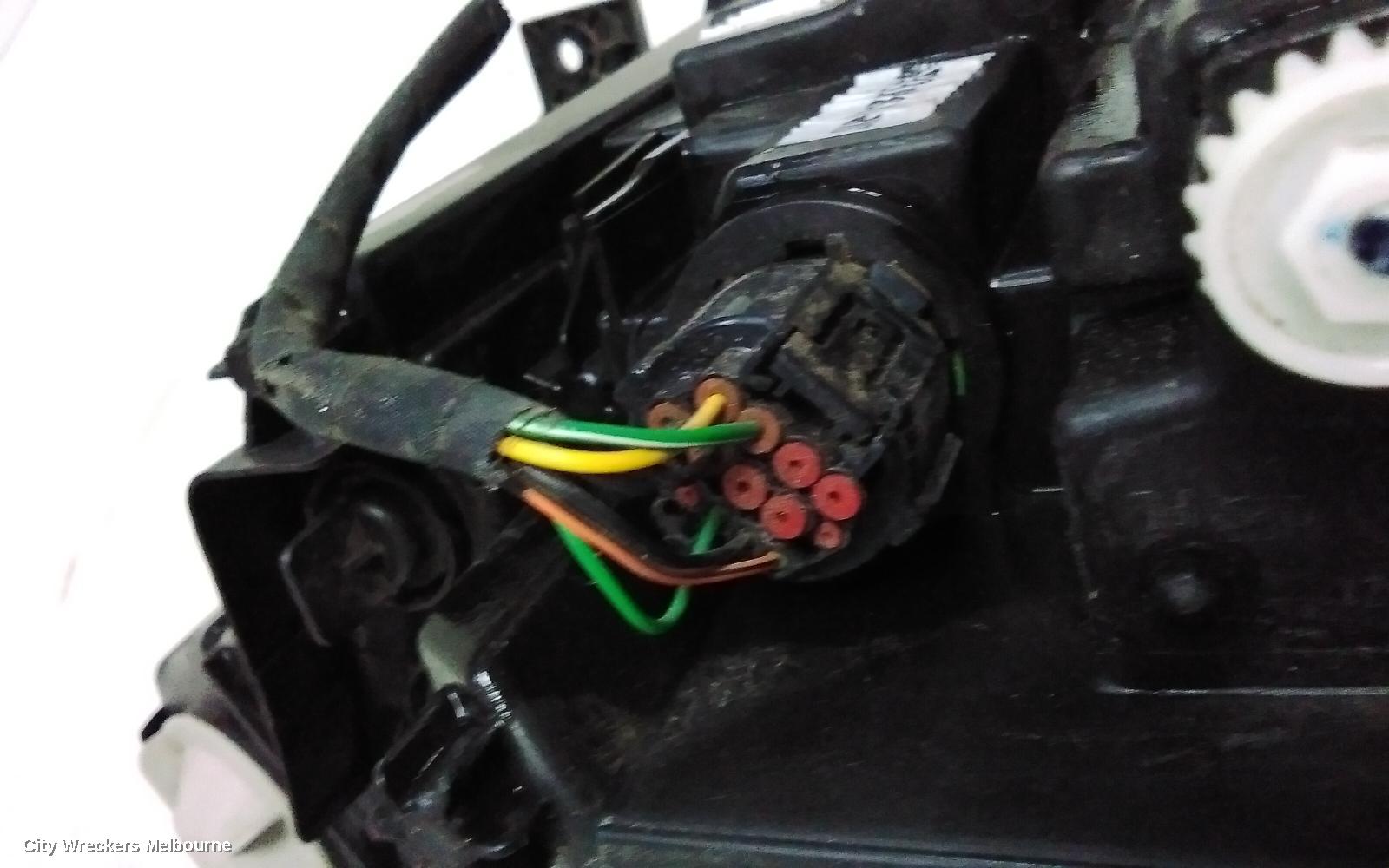 LDV T60 RIGHT HEADLAMP, SK8C, LOWER LIGHT IN BUMPER, LED TYPE, 09/2021 ONWARDS