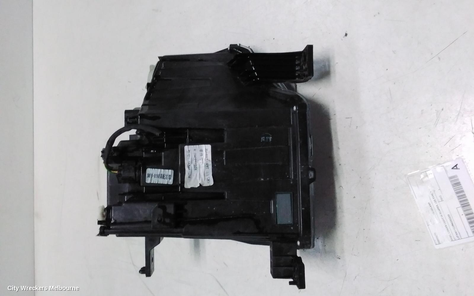 LDV T60 RIGHT HEADLAMP, SK8C, LOWER LIGHT IN BUMPER, LED TYPE, 09/2021 ONWARDS