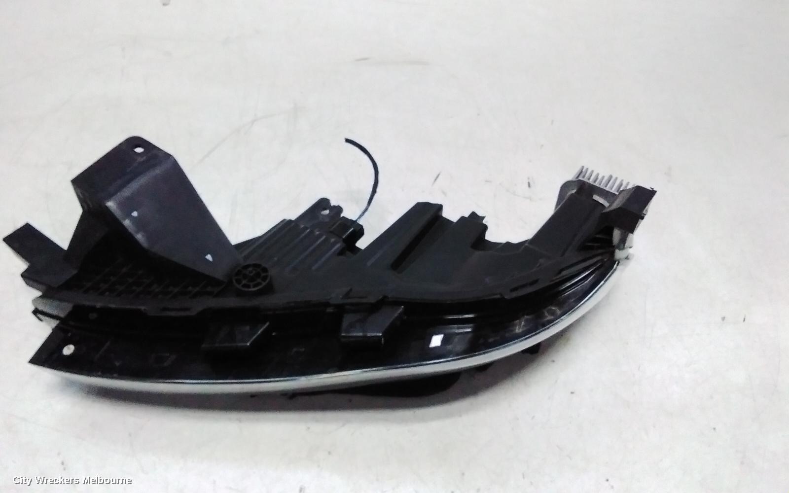 LDV T60 RIGHT INDICATOR/FOG/SIDE, SK8C, DAYTIME RUNNING LAMP, 09/2021 ONWARDS