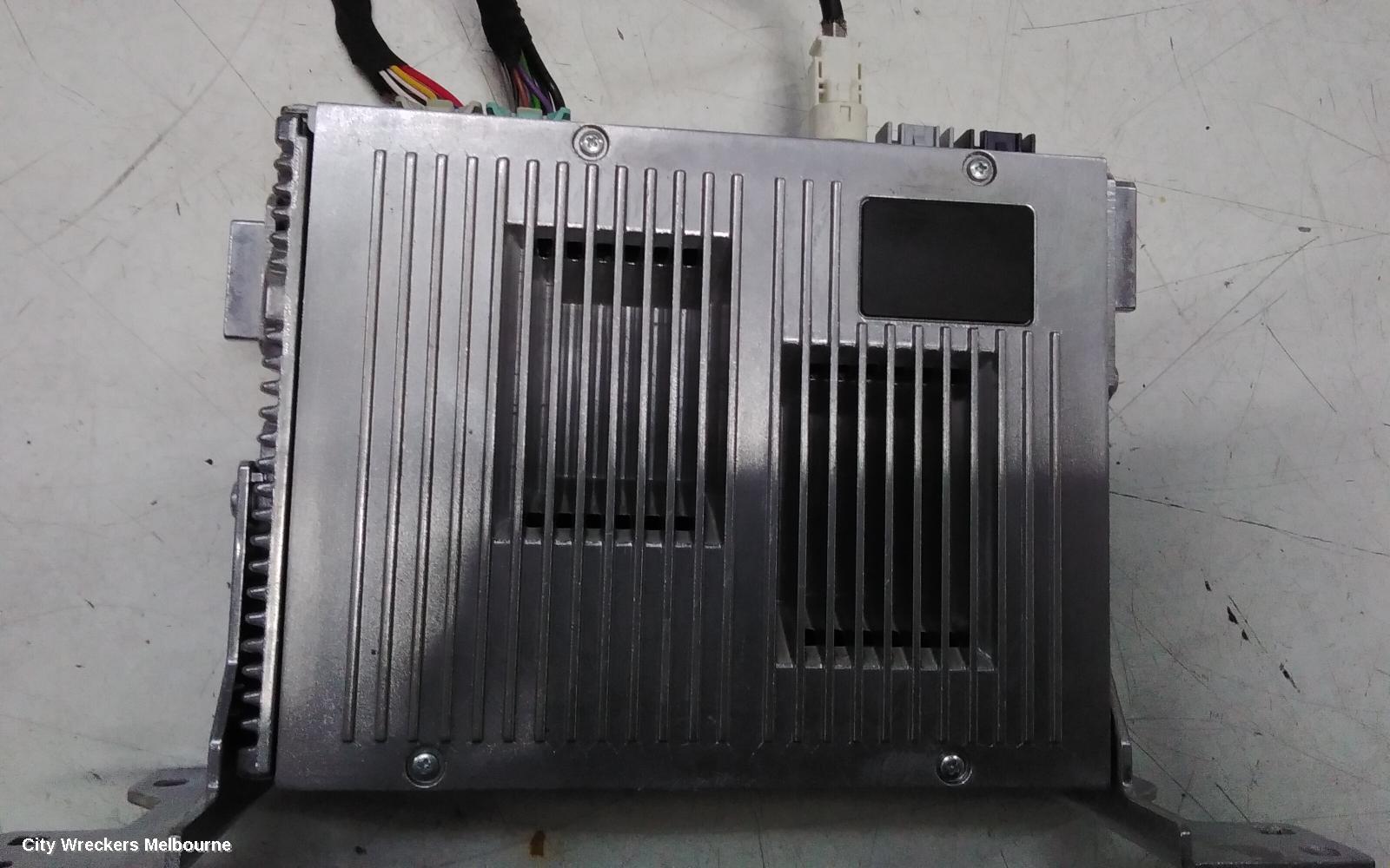 LDV T60 RADIO/CD/DVD/SAT/TV, DISPLAY UNIT, 10.25IN, TOUCHSCREEN, SK8C, 09/2021 ONWARDS