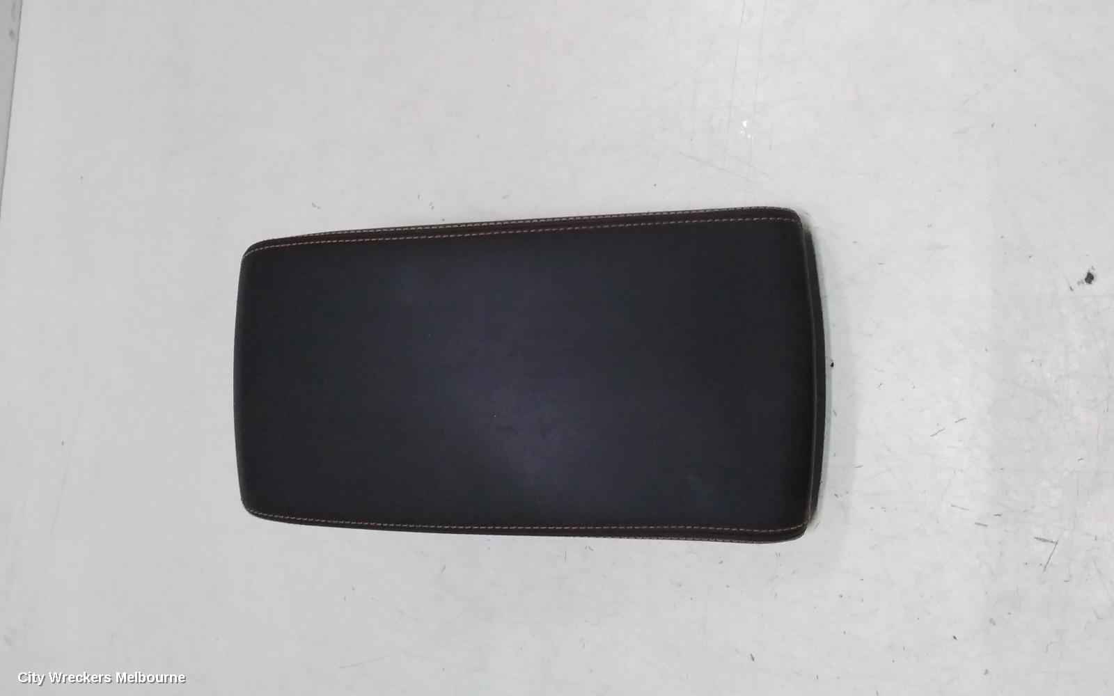 SUBARU XV CONSOLE, G5X, CENTRE CONSOLE, LEATHER TYPE, 03/2017 - 06/2023