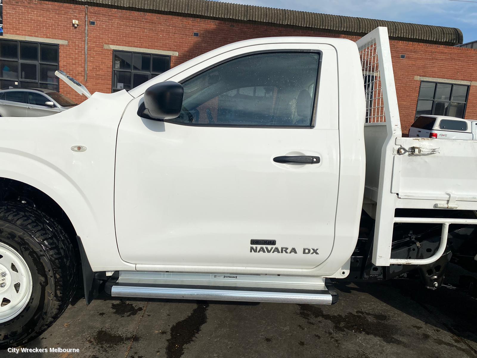 NISSAN NAVARA LEFT FRONT WINDOW REG/MOTOR, NP300, 05/2015 ONWARDS