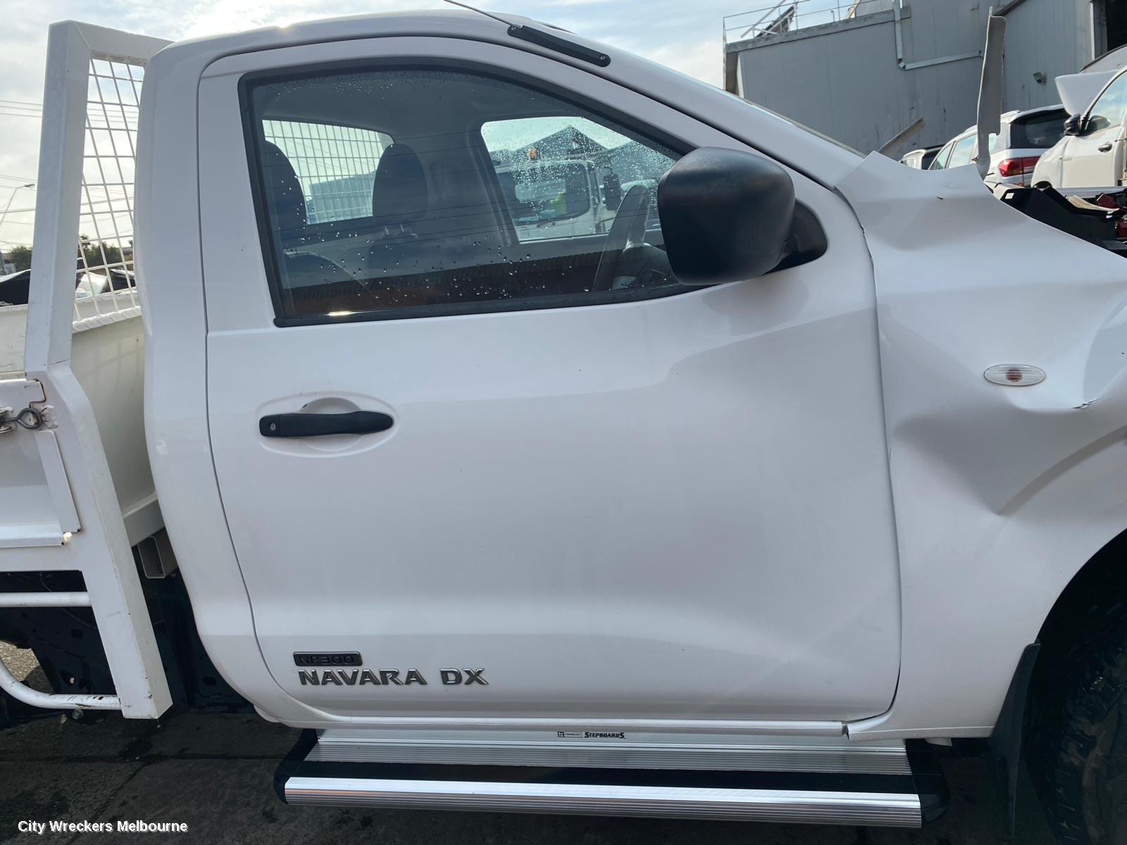 NISSAN NAVARA LEFT FRONT WINDOW REG/MOTOR, NP300, 05/2015 ONWARDS
