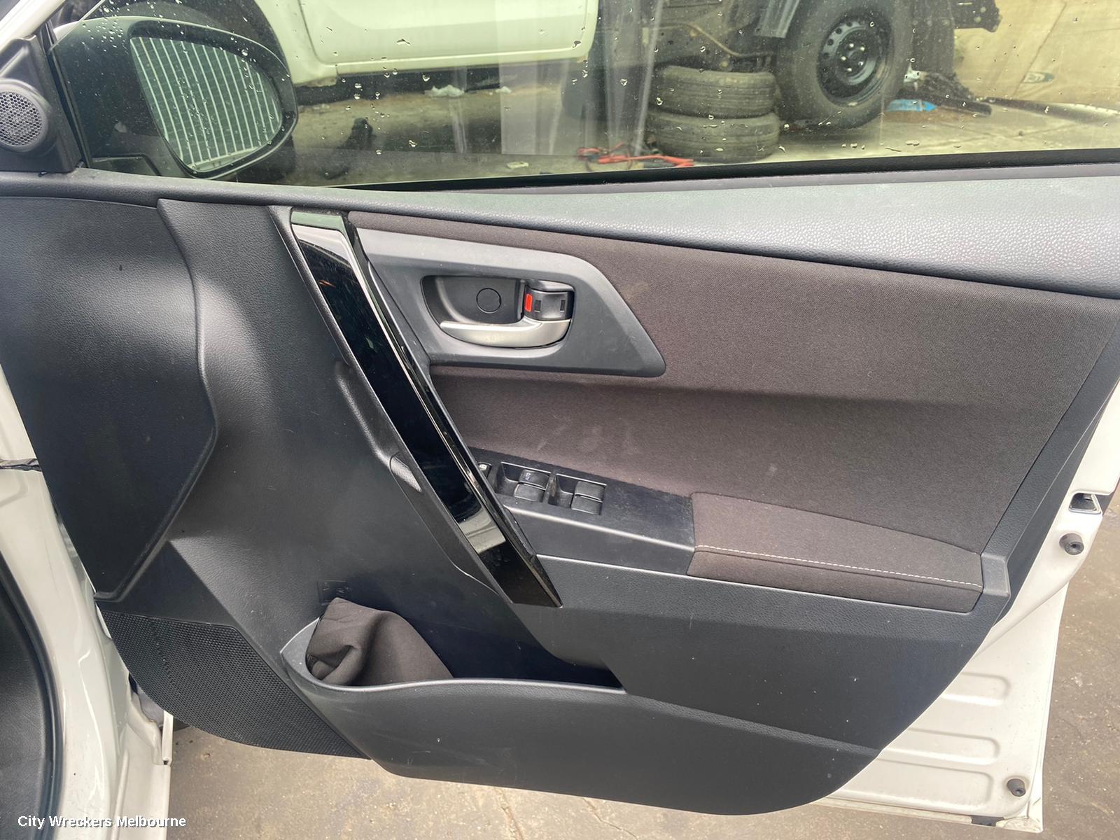 TOYOTA COROLLA LEFT TAILLIGHT, ZRE182R/ZWE186R, HATCH, 03/2015 - 06/2018