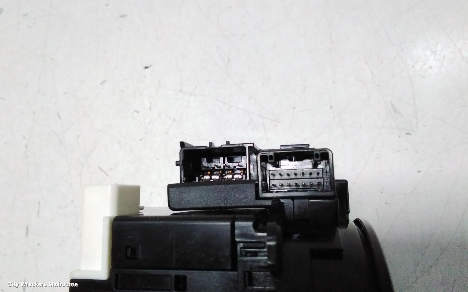 SUBARU FORESTER AIRBAG MODULE/SENSOR, MODULE, SJ, P/N 98221SG050, 12/2012 - 08/2018
