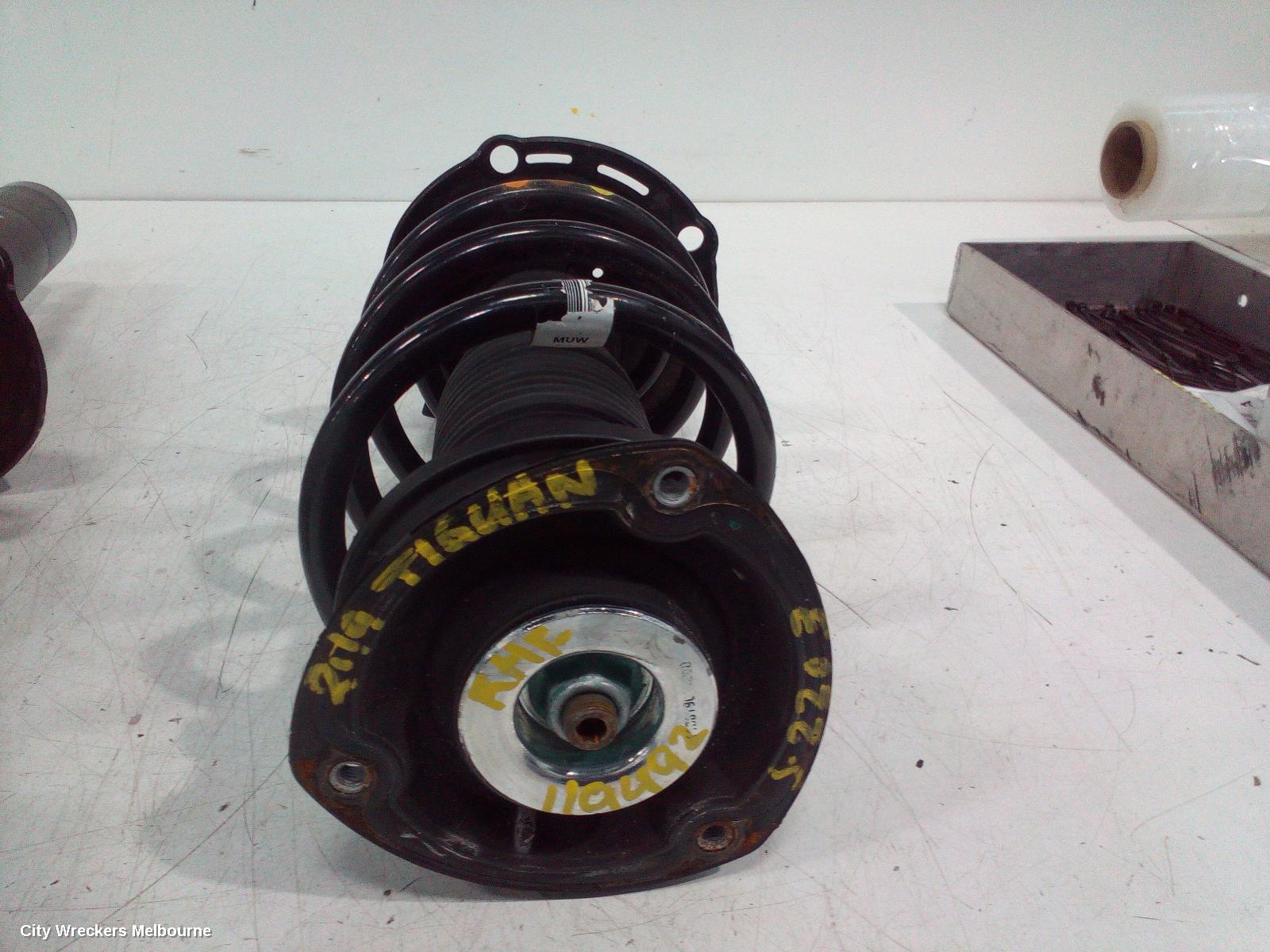 VOLKSWAGEN TIGUAN RIGHT FRONT STRUT, 5NA, ELECTRONIC TYPE, 06/2016 ONWARDS