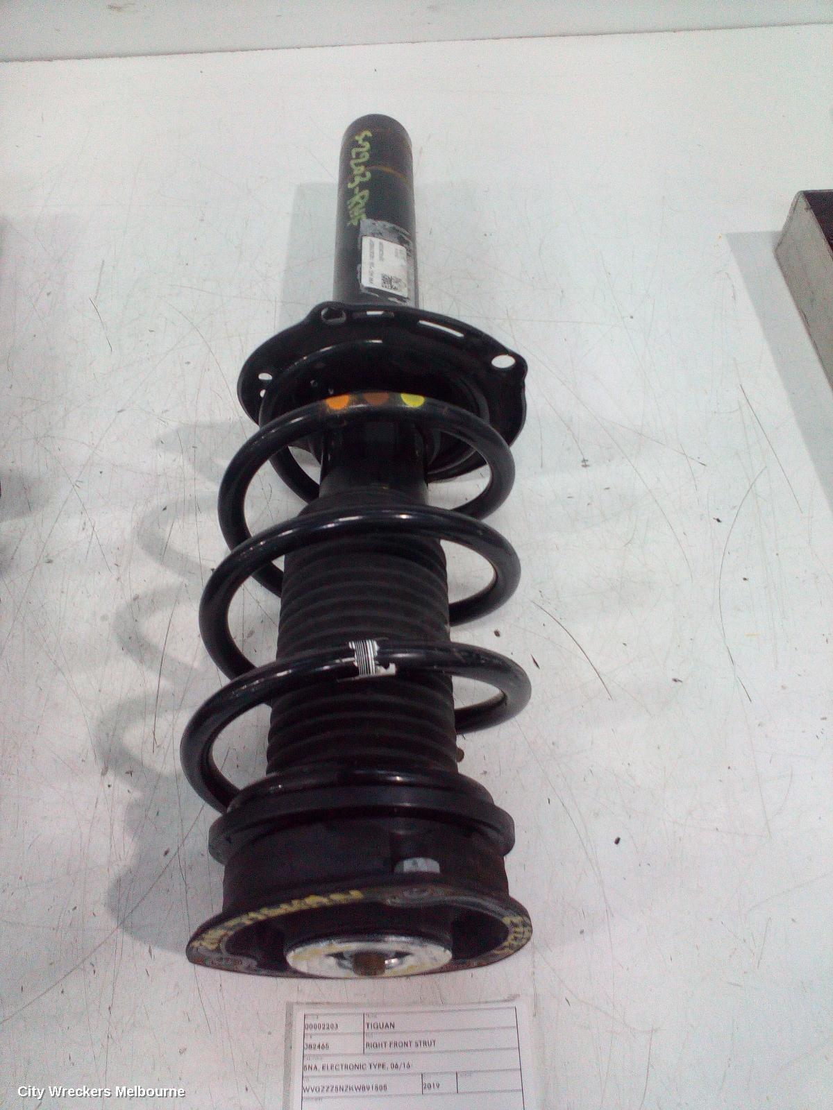 VOLKSWAGEN TIGUAN RIGHT FRONT STRUT, 5NA, ELECTRONIC TYPE, 06/2016 ONWARDS