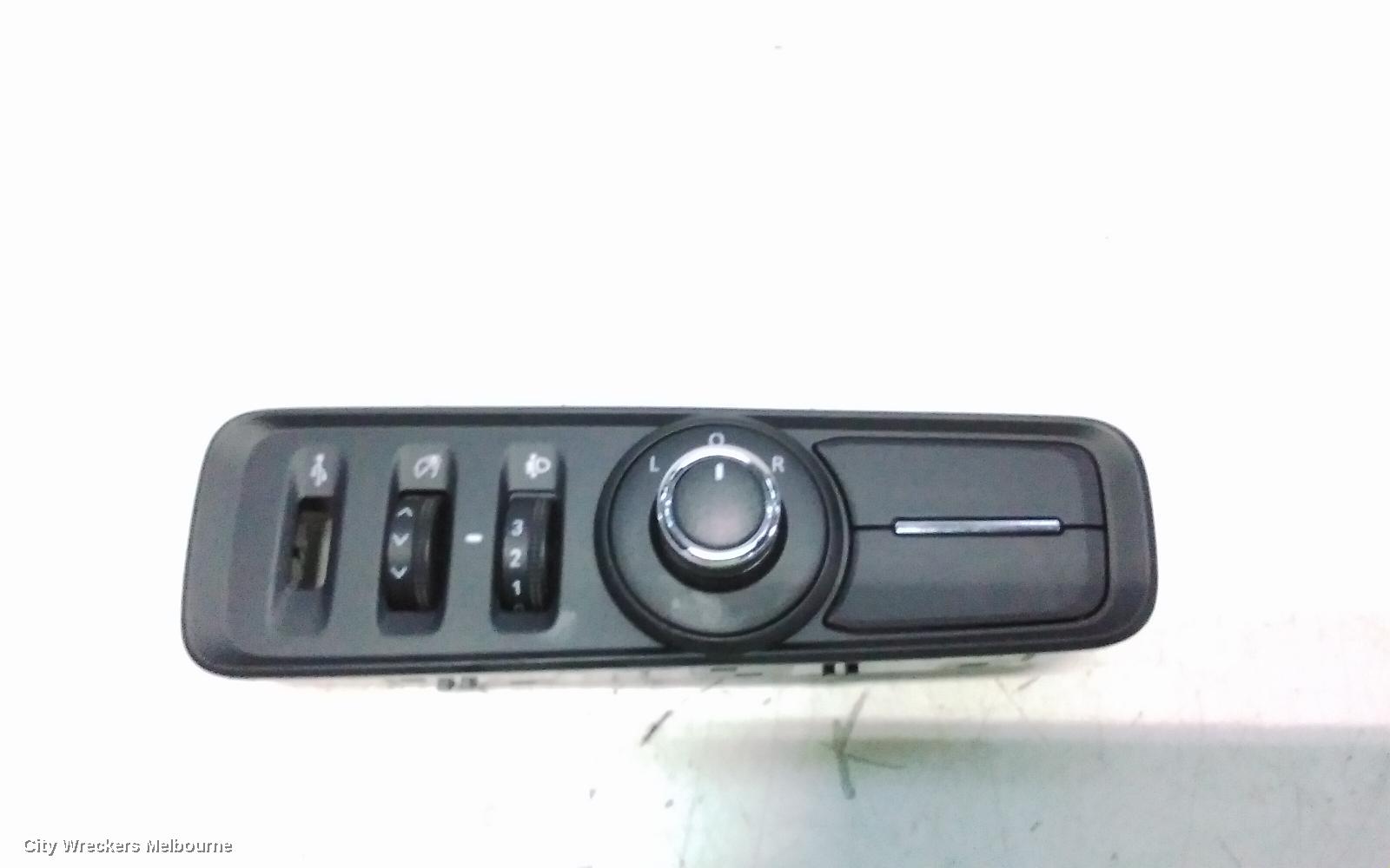 LDV DELIVER 9, DOOR MIRROR SWITCH, 07/2020 ONWARDS