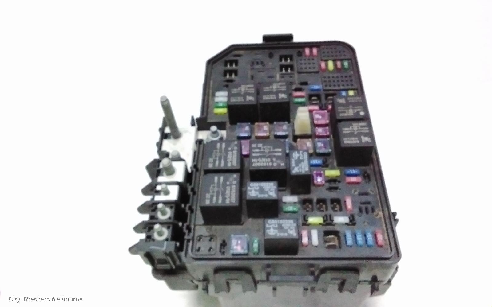 LDV DELIVER 9 FUSE BOX, FUSE BOX, ENGINE BAY, 07/2020 ONWARDS