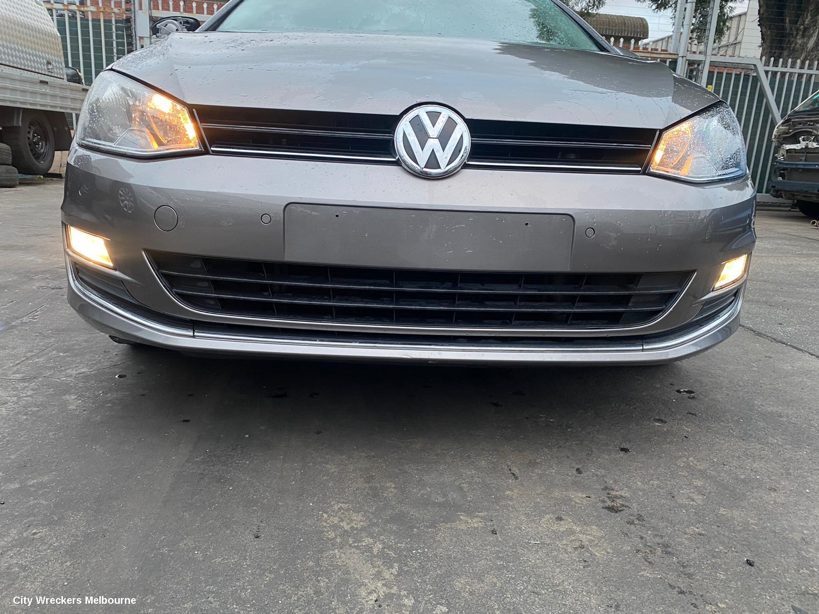 VOLKSWAGEN GOLF RADIO/CD/DVD/SAT/TV, SAT NAV TOUCHSCREEN, GEN 7, 03/2013 - 03/2017