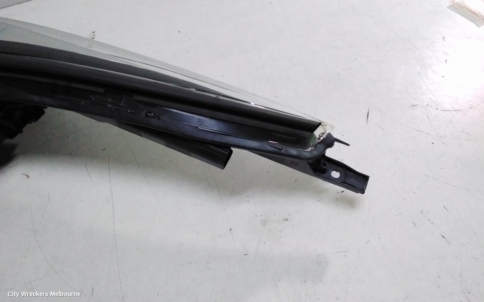 TOYOTA C-HR RIGHT HEADLAMP, GEN 1, HALOGEN TYPE, 10/2019 ONWARDS