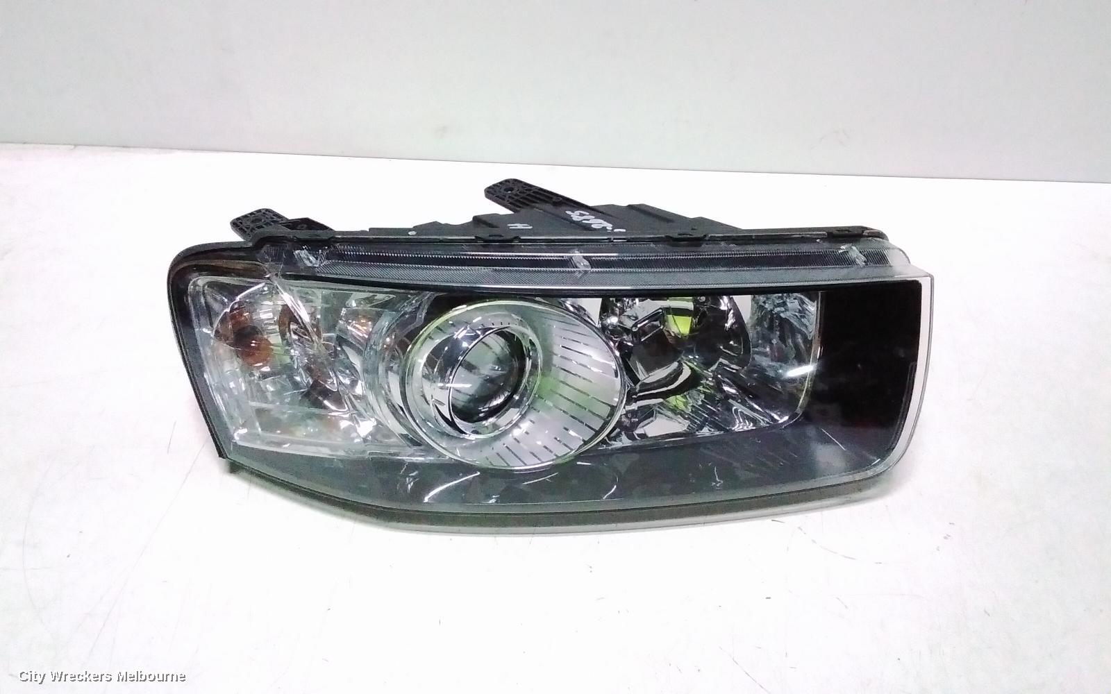 HOLDEN CAPTIVA RIGHT HEADLAMP, CG, CAPTIVA 7 (4TH VIN = C), BLACK SURROUND, 01/2011 - 09/2015