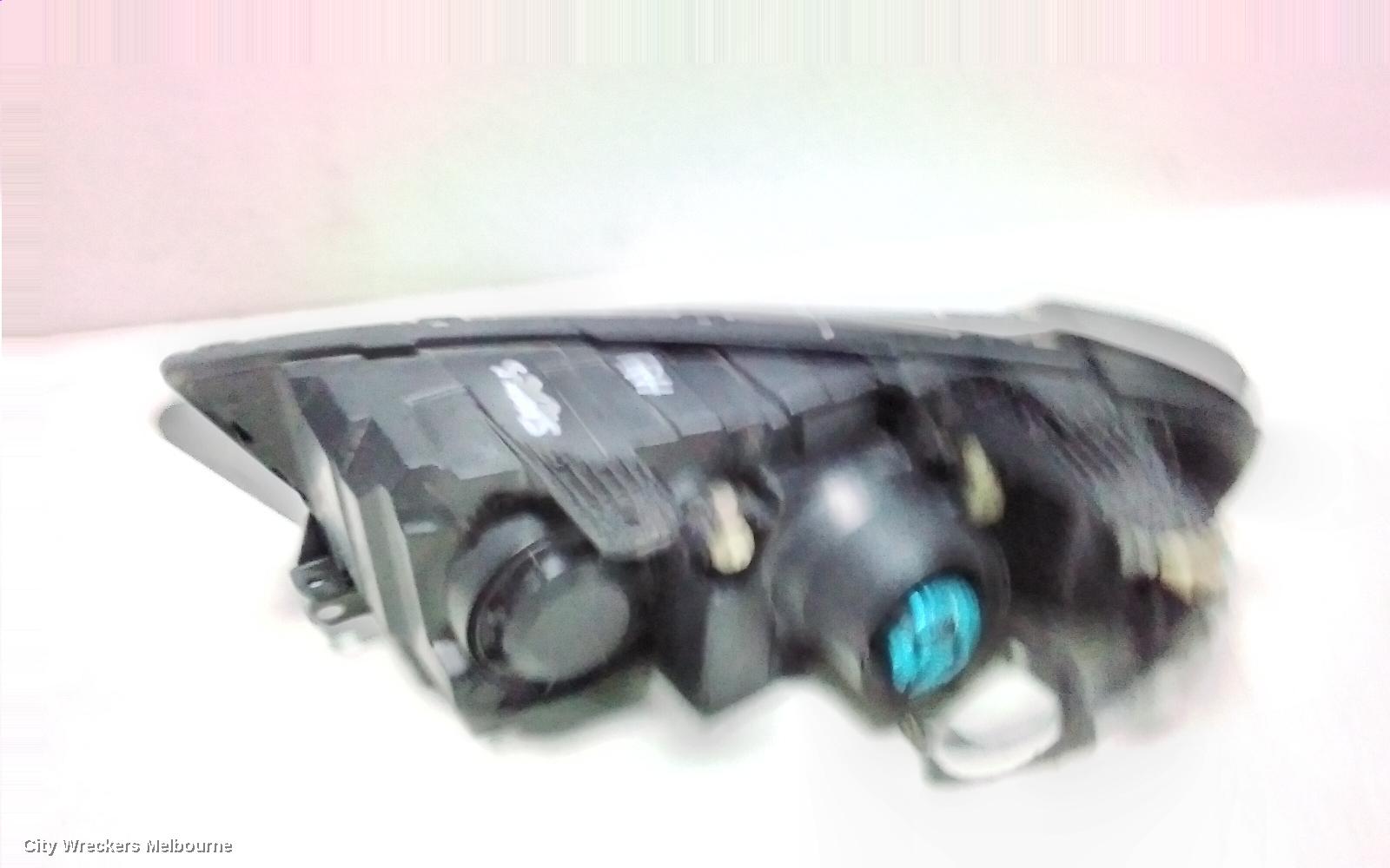 HOLDEN CAPTIVA RIGHT HEADLAMP, CG, CAPTIVA 7 (4TH VIN = C), BLACK SURROUND, 01/2011 - 09/2015