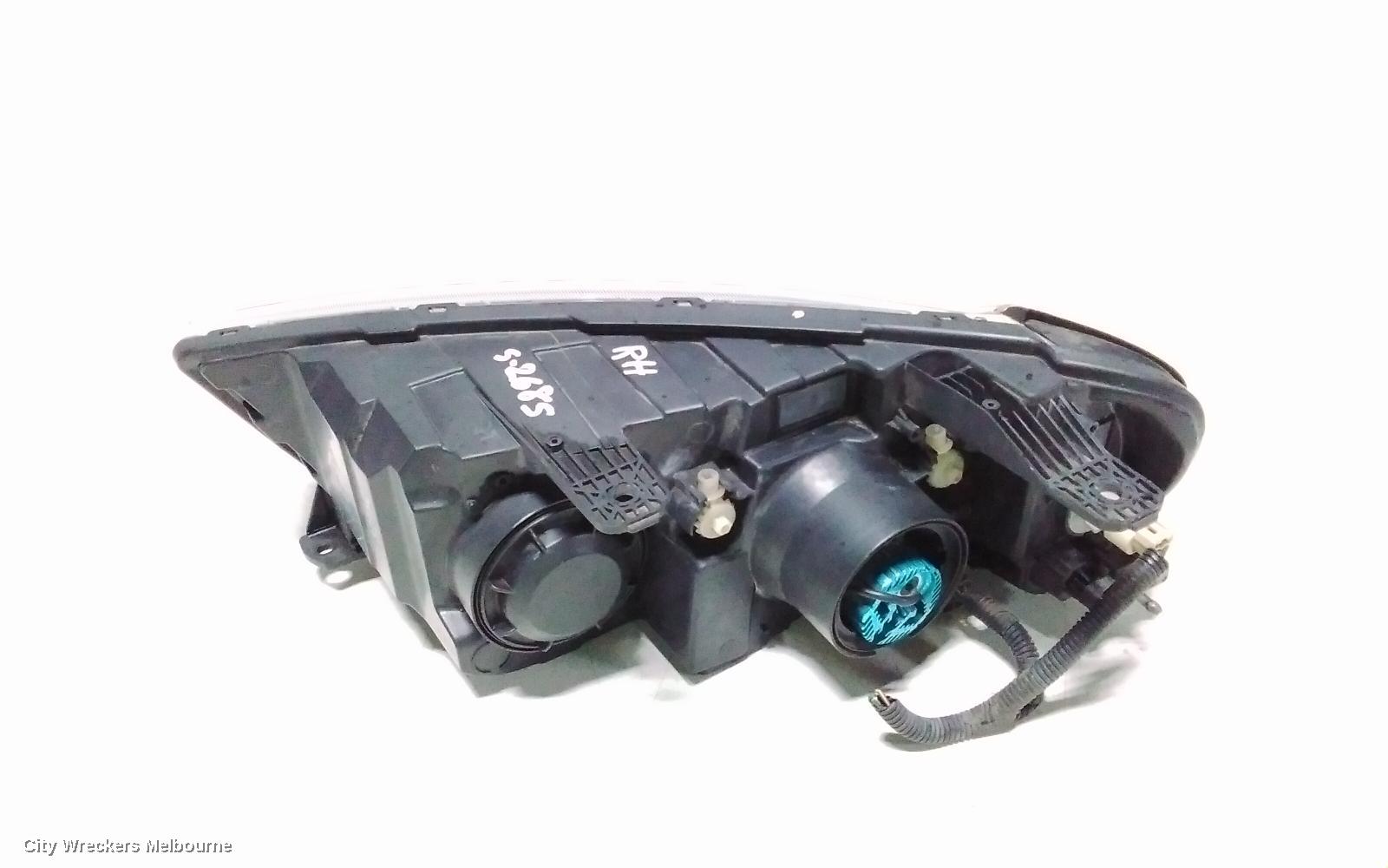 HOLDEN CAPTIVA RIGHT HEADLAMP, CG, CAPTIVA 7 (4TH VIN = C), BLACK SURROUND, 01/2011 - 09/2015