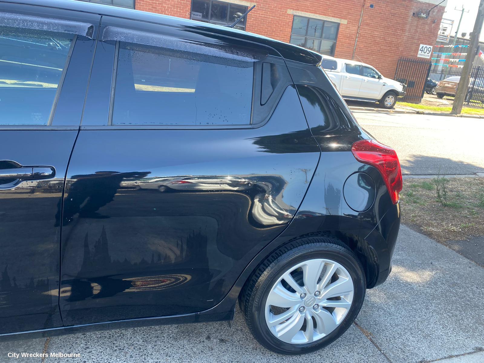 SUZUKI SWIFT RIGHT FRONT DOOR, AZ, 04/2017 - 03/2025