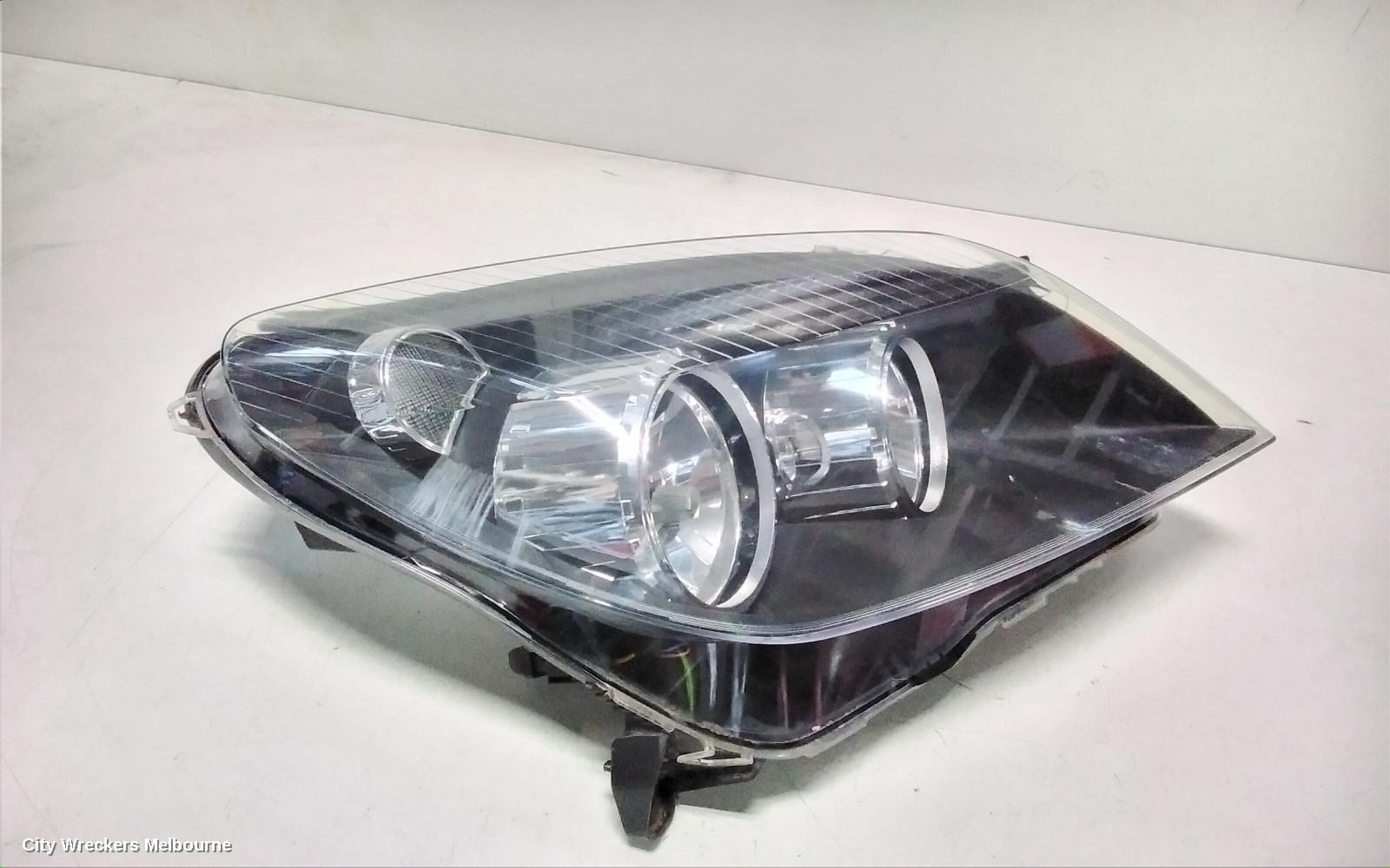 HOLDEN ASTRA RIGHT HEADLAMP, AH, BLACK INSERT TYPE, 10/2004 - 08/2009