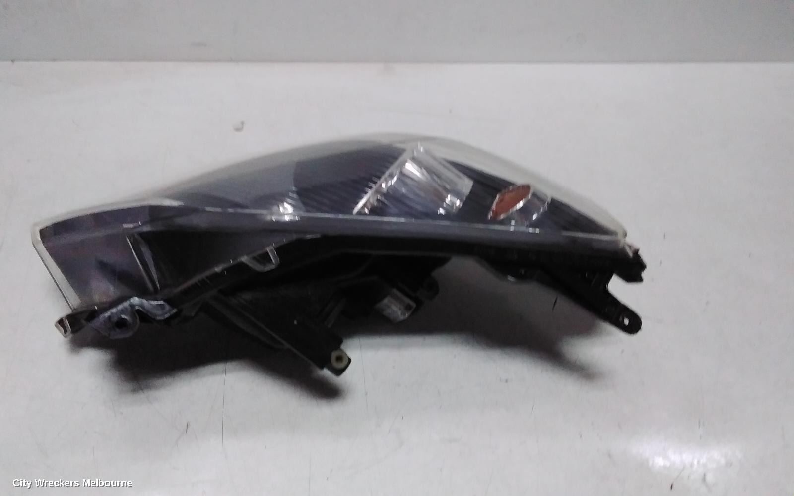 HOLDEN ASTRA RIGHT HEADLAMP, AH, BLACK INSERT TYPE, 10/2004 - 08/2009