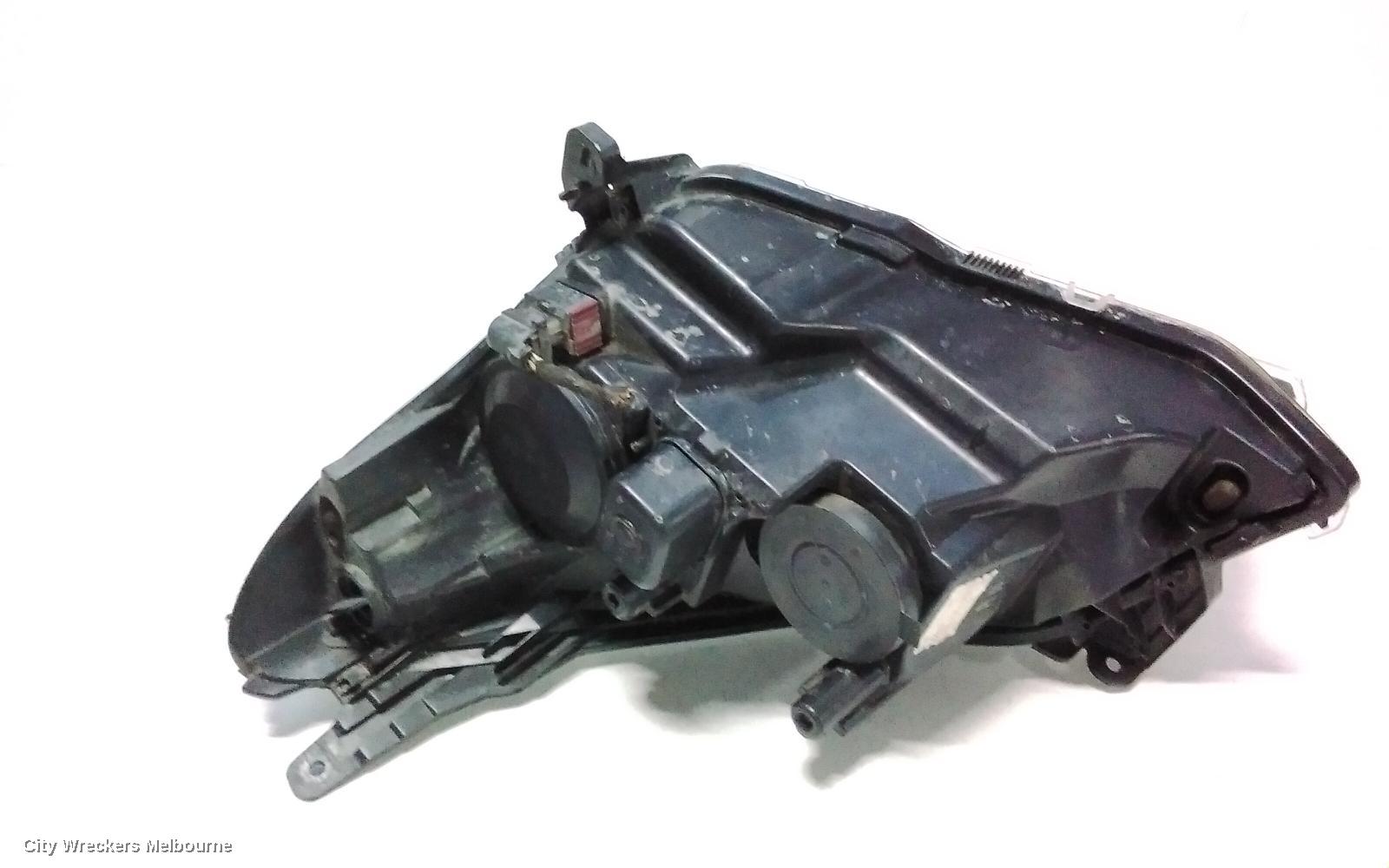 HOLDEN ASTRA RIGHT HEADLAMP, AH, BLACK INSERT TYPE, 10/2004 - 08/2009