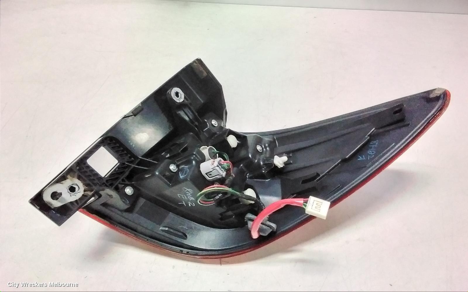 SUBARU OUTBACK LEFT TAILLIGHT, 6TH GEN, IN BODY, 08/2014 - 12/2020